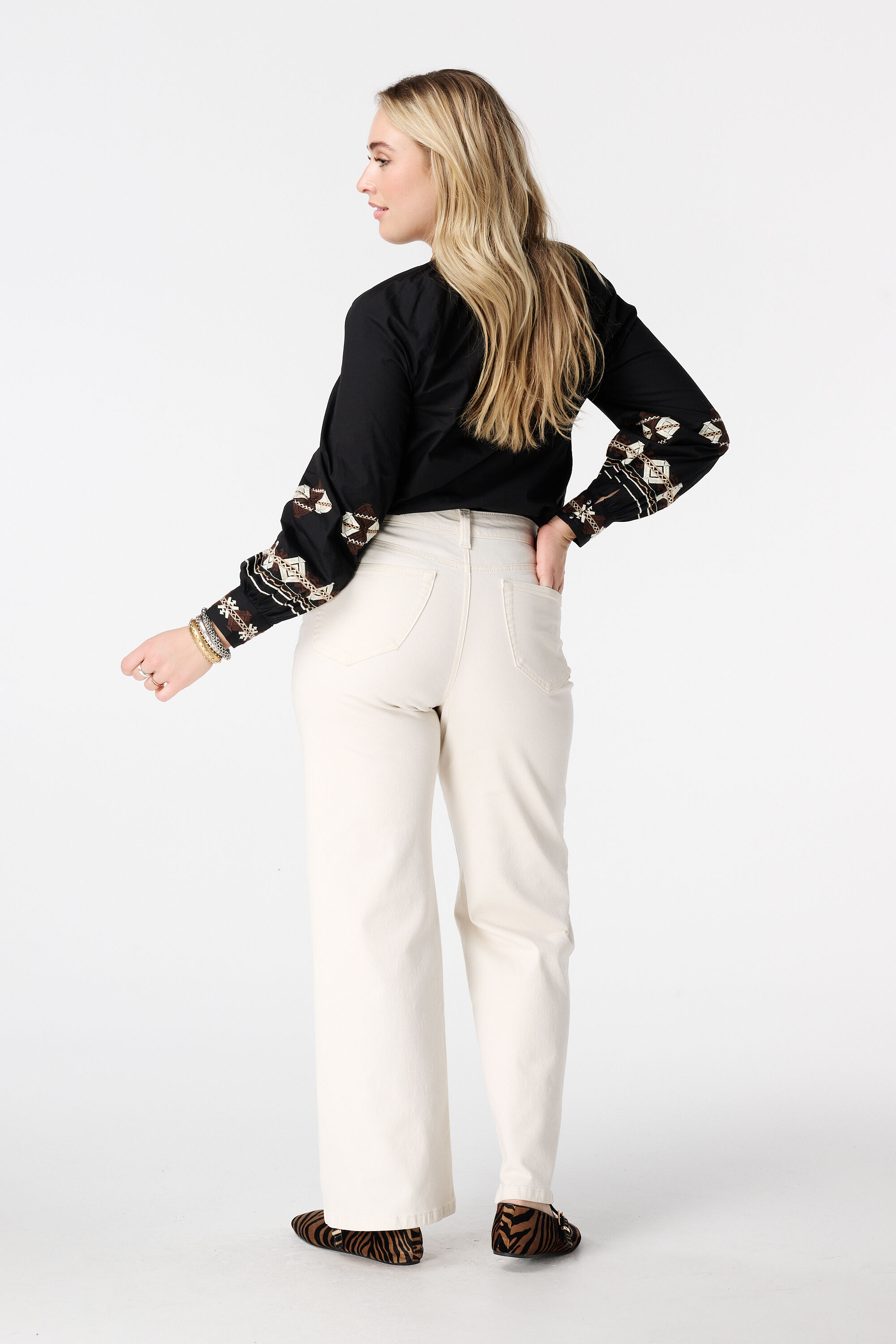 Vaqueros de pierna ancha IVY image number 3