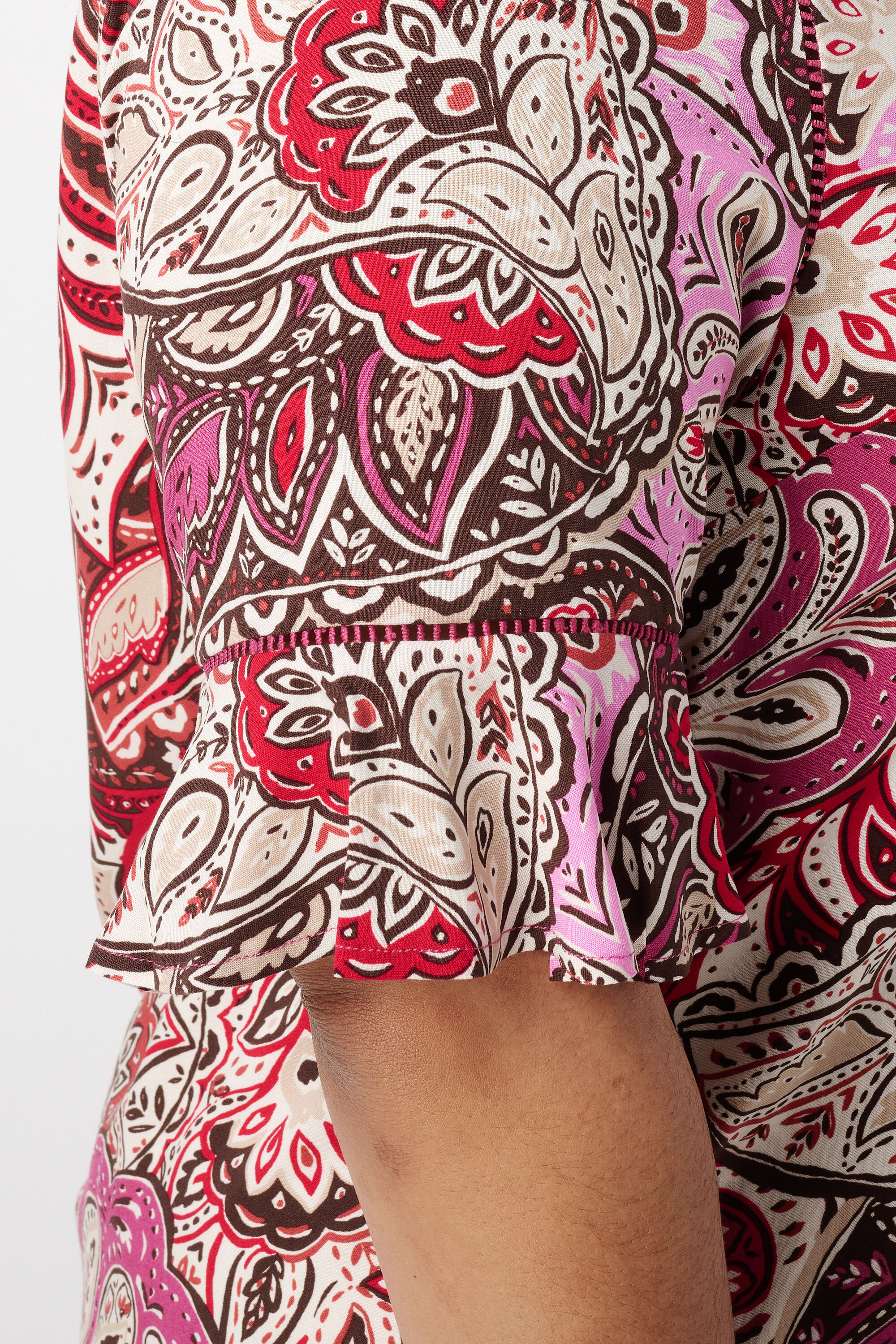 Blusa con estampado image number 4