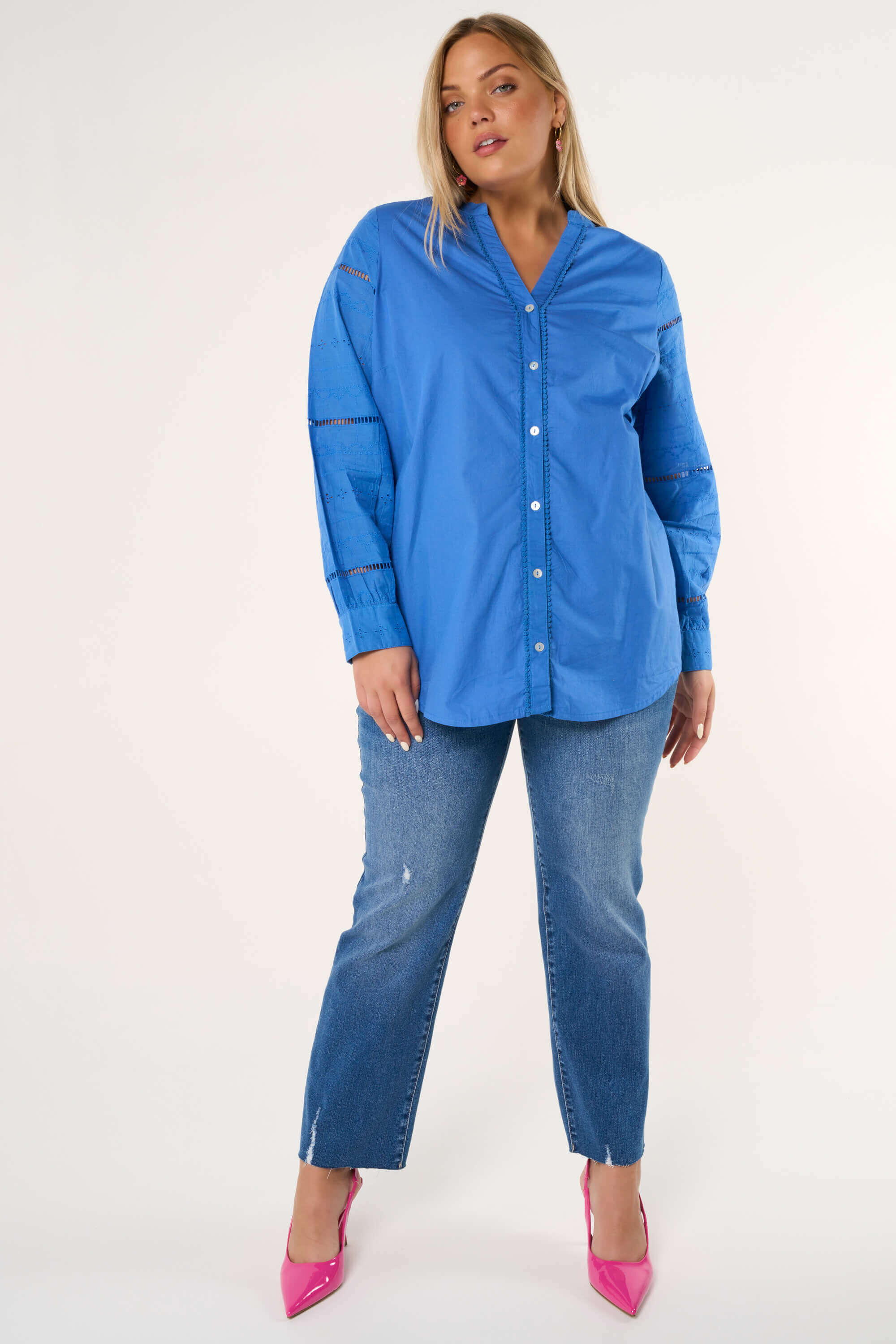 Blusa bordada image number 6