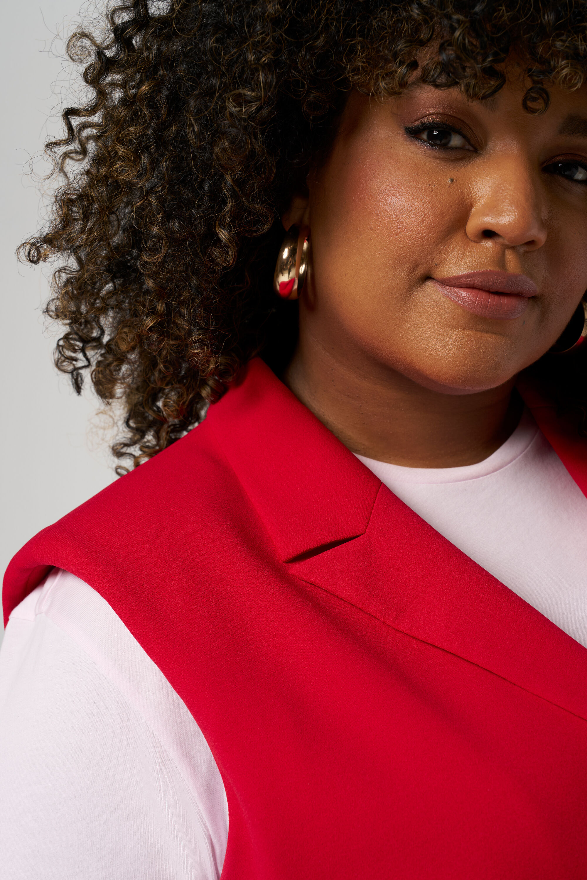 Chaleco con cinto image number 4