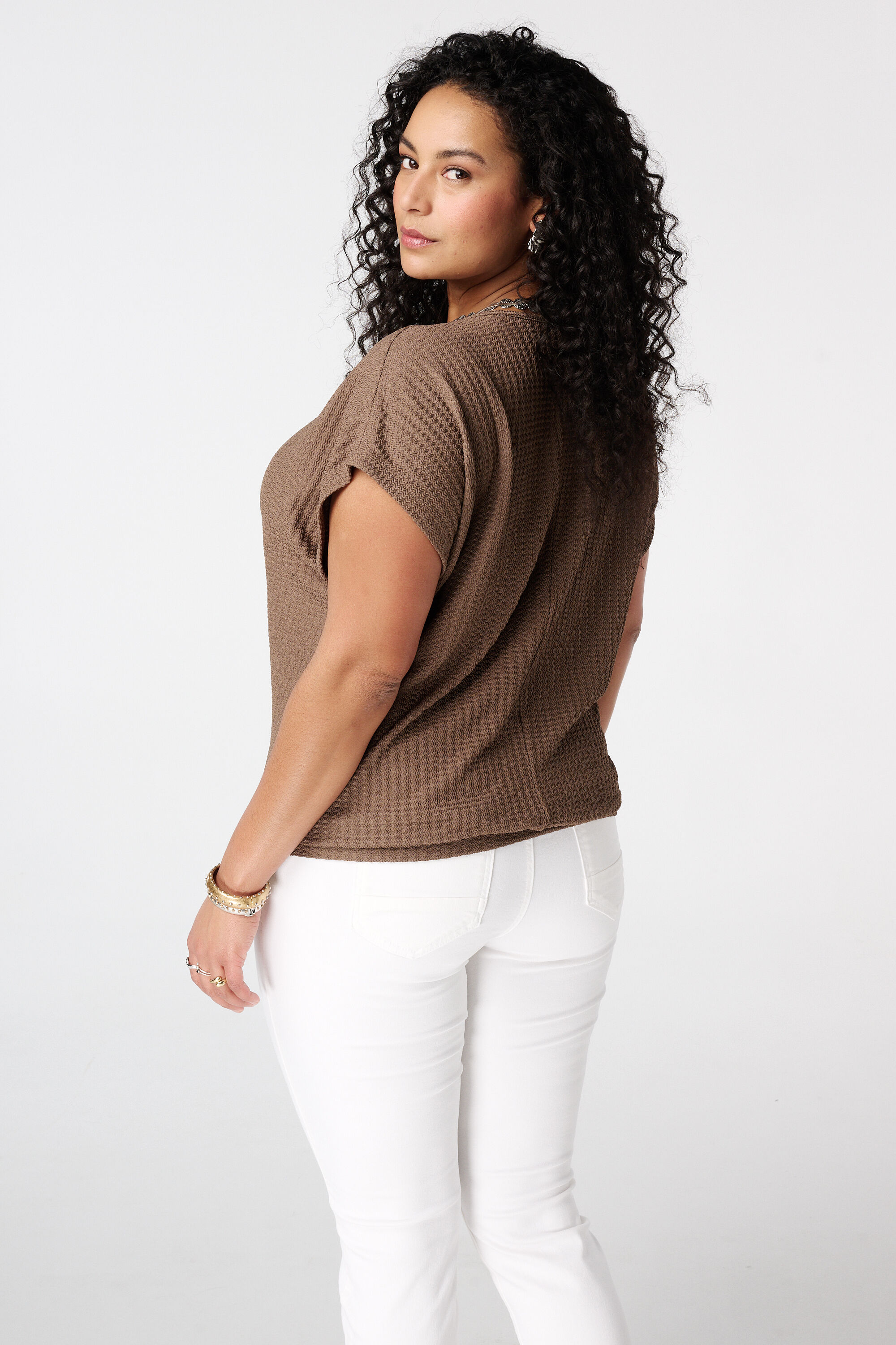 Top con mangas cortas image number 3