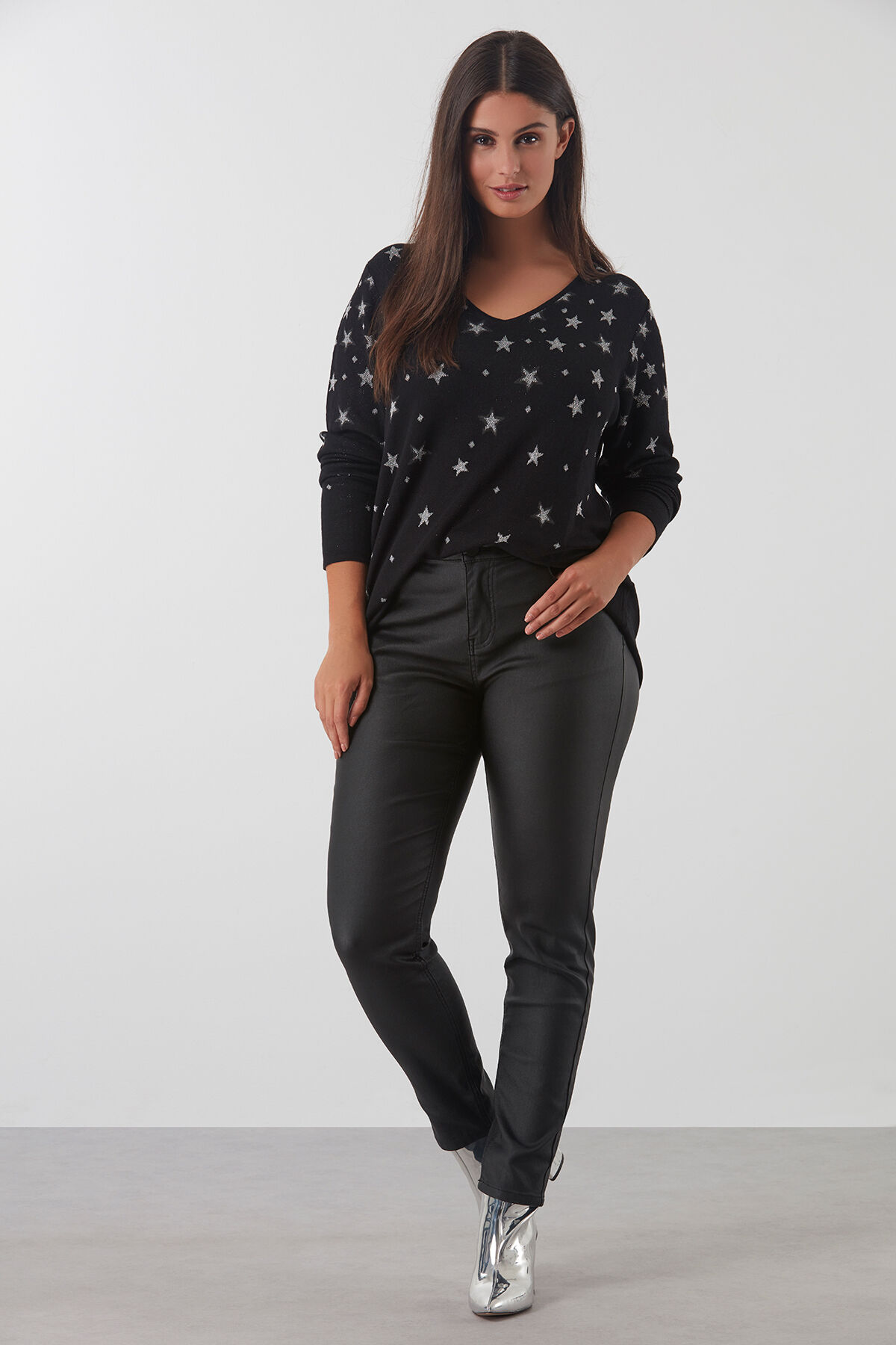 Pantalones con brillo image number 4