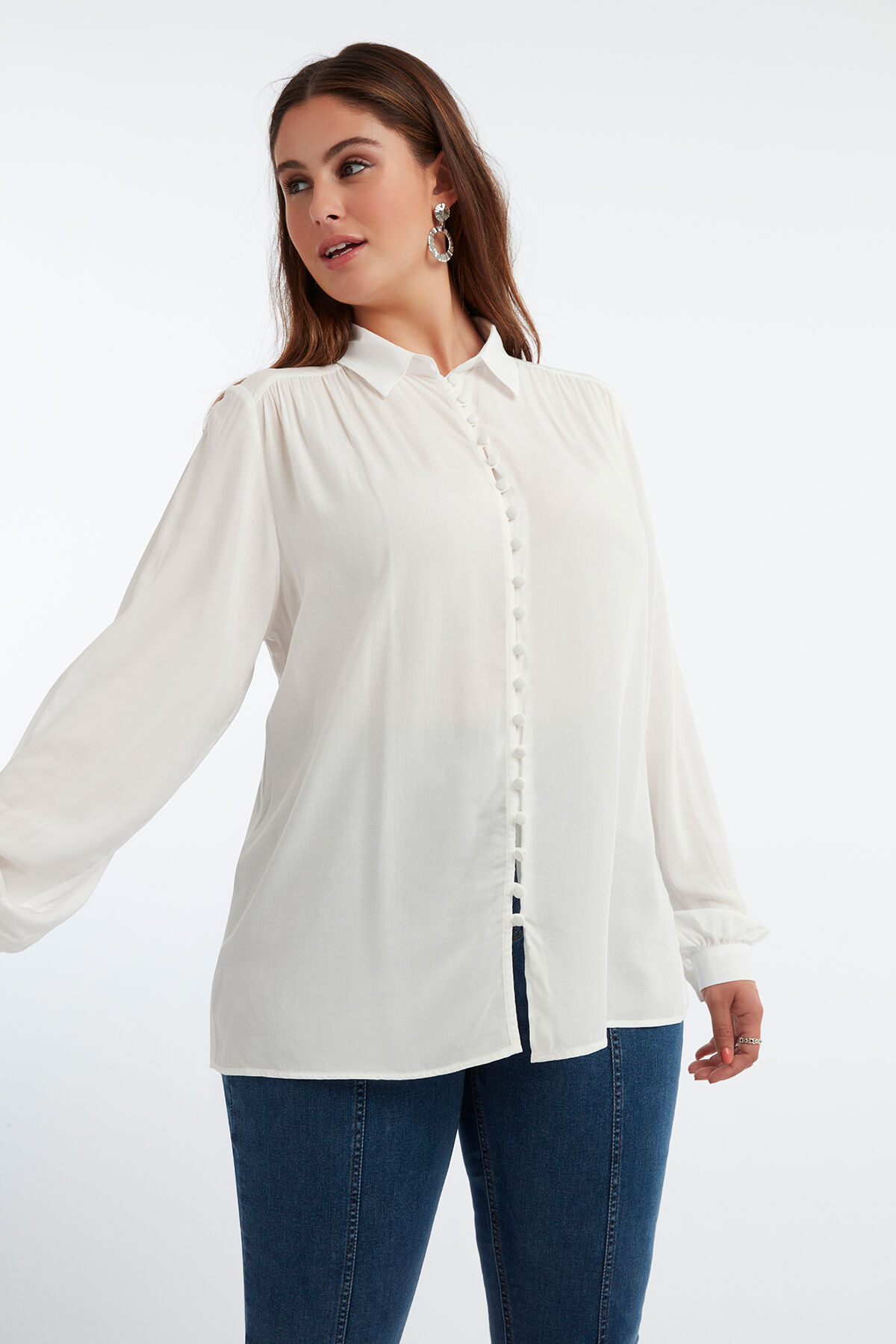 Blusa blanca image number 5