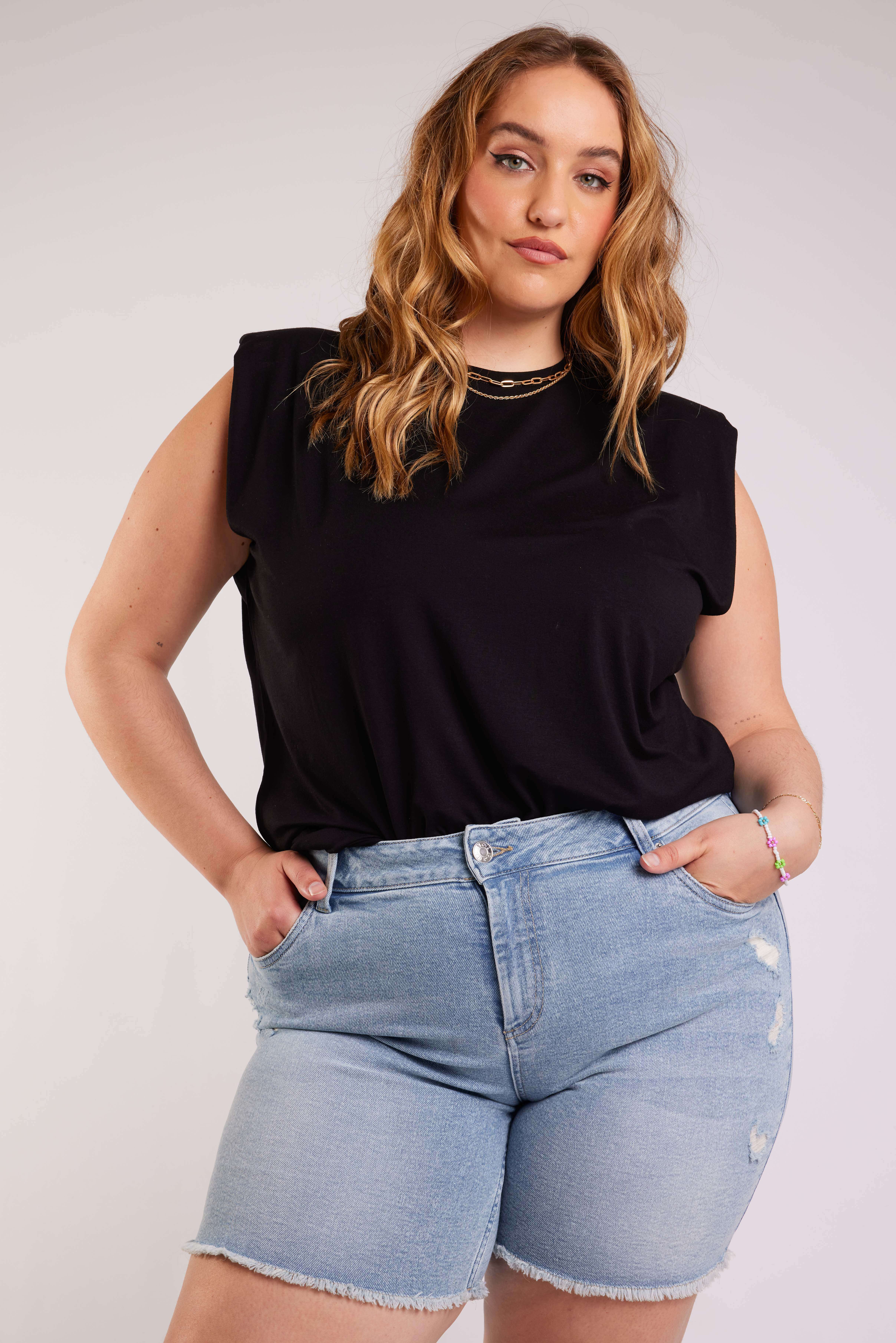 Top con hombreras  image number 6