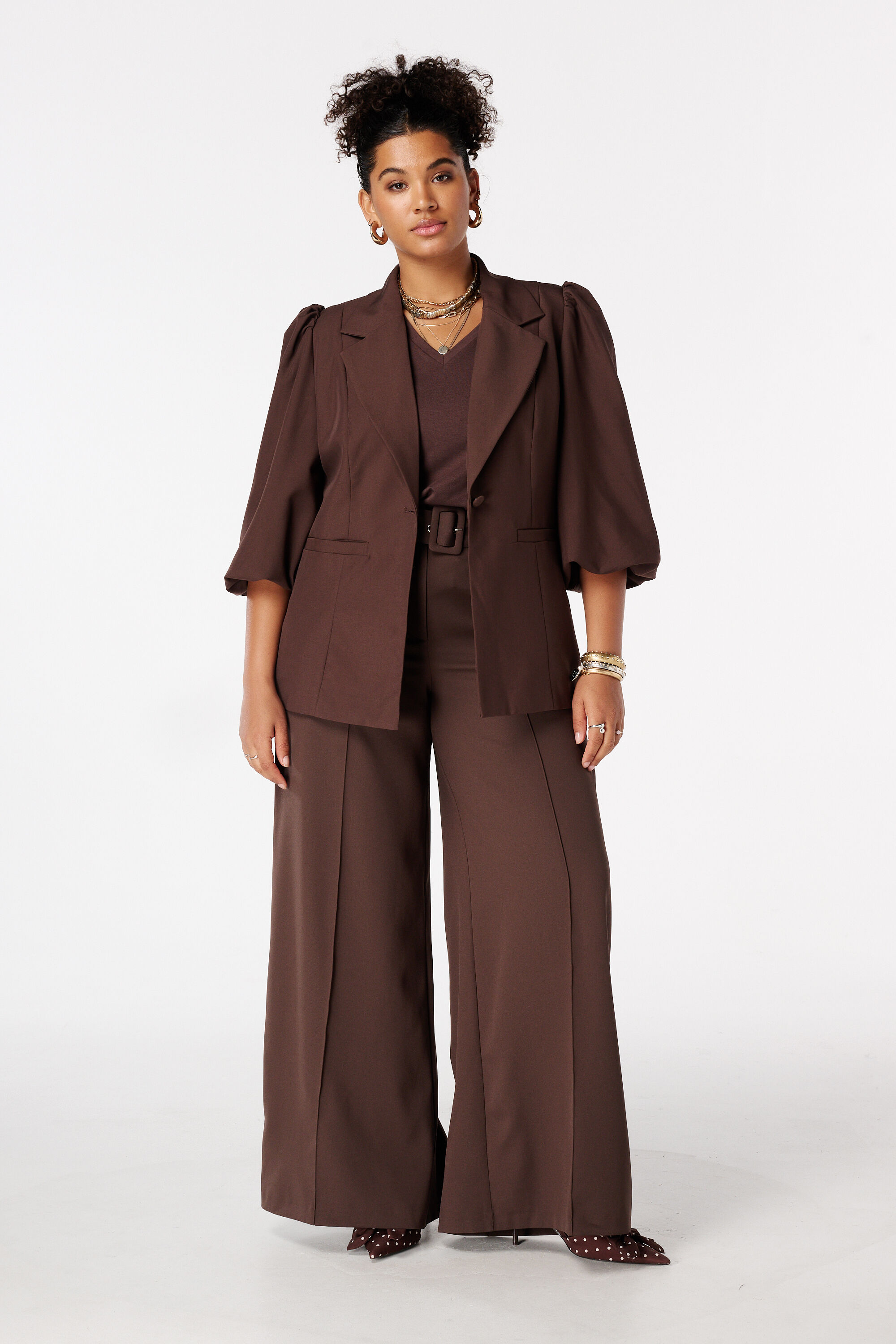 Pantal&oacute;n wide leg con cintur&oacute;n