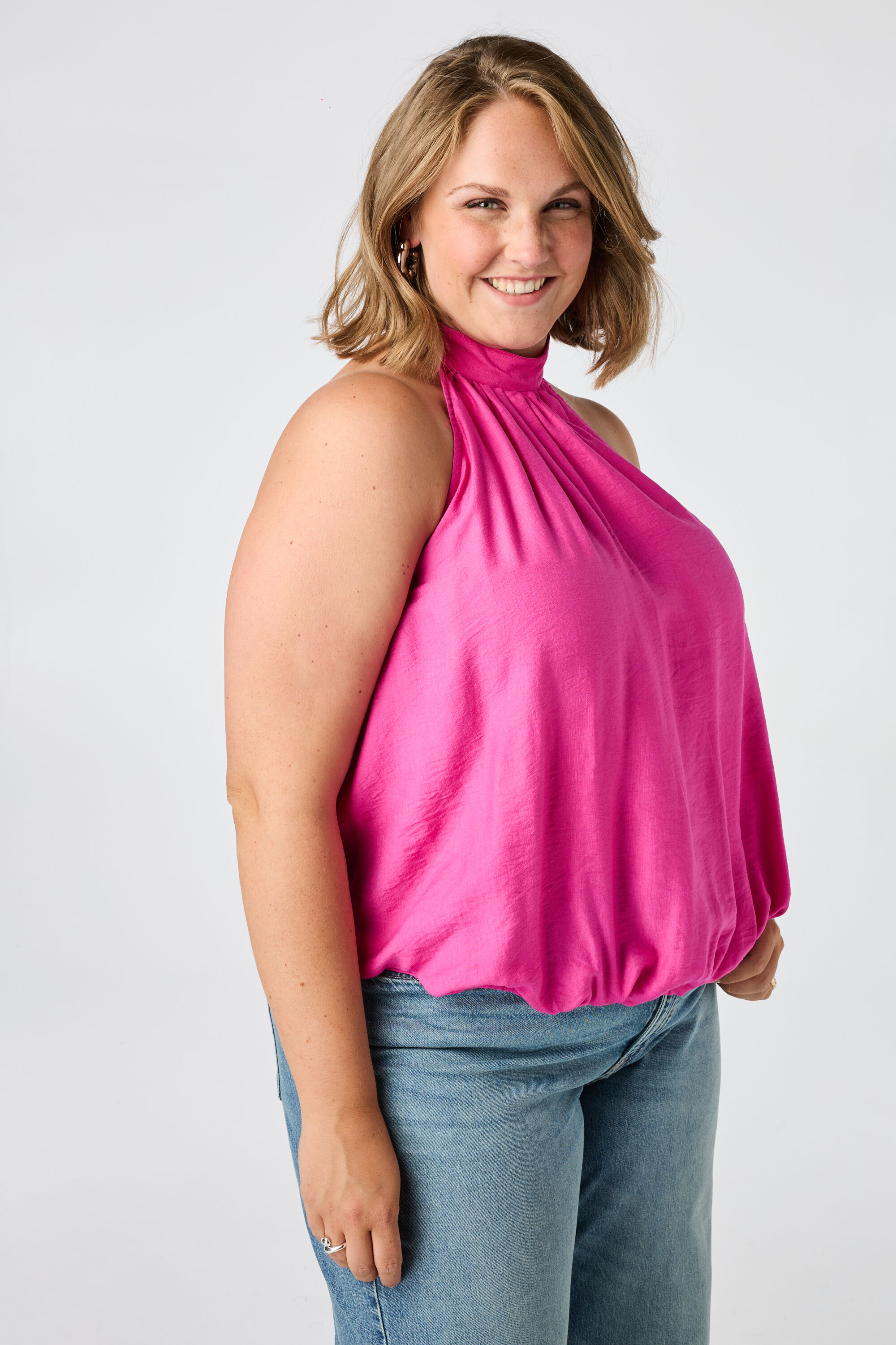 Blusa sin mangas con cuello alto image number 5