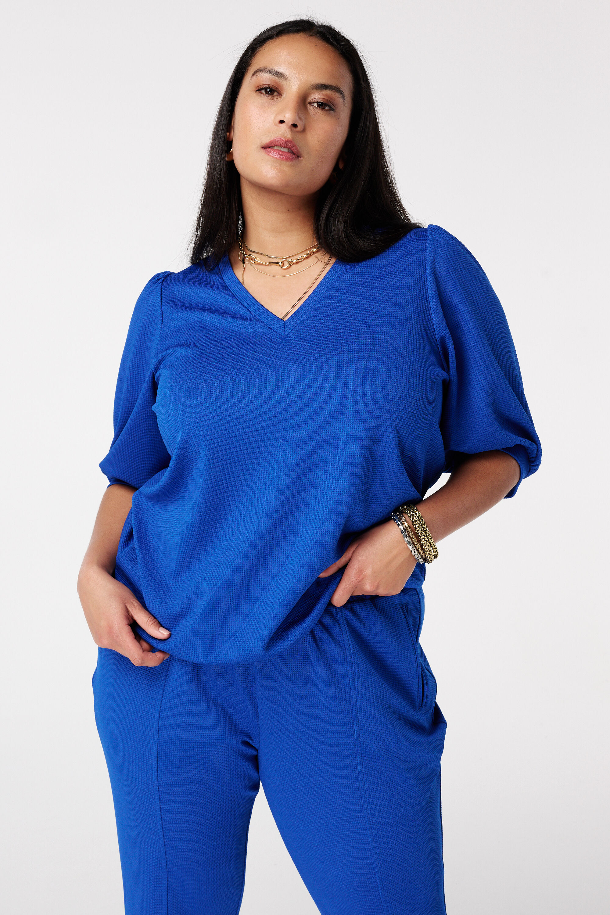 Top con mangas abullonadas