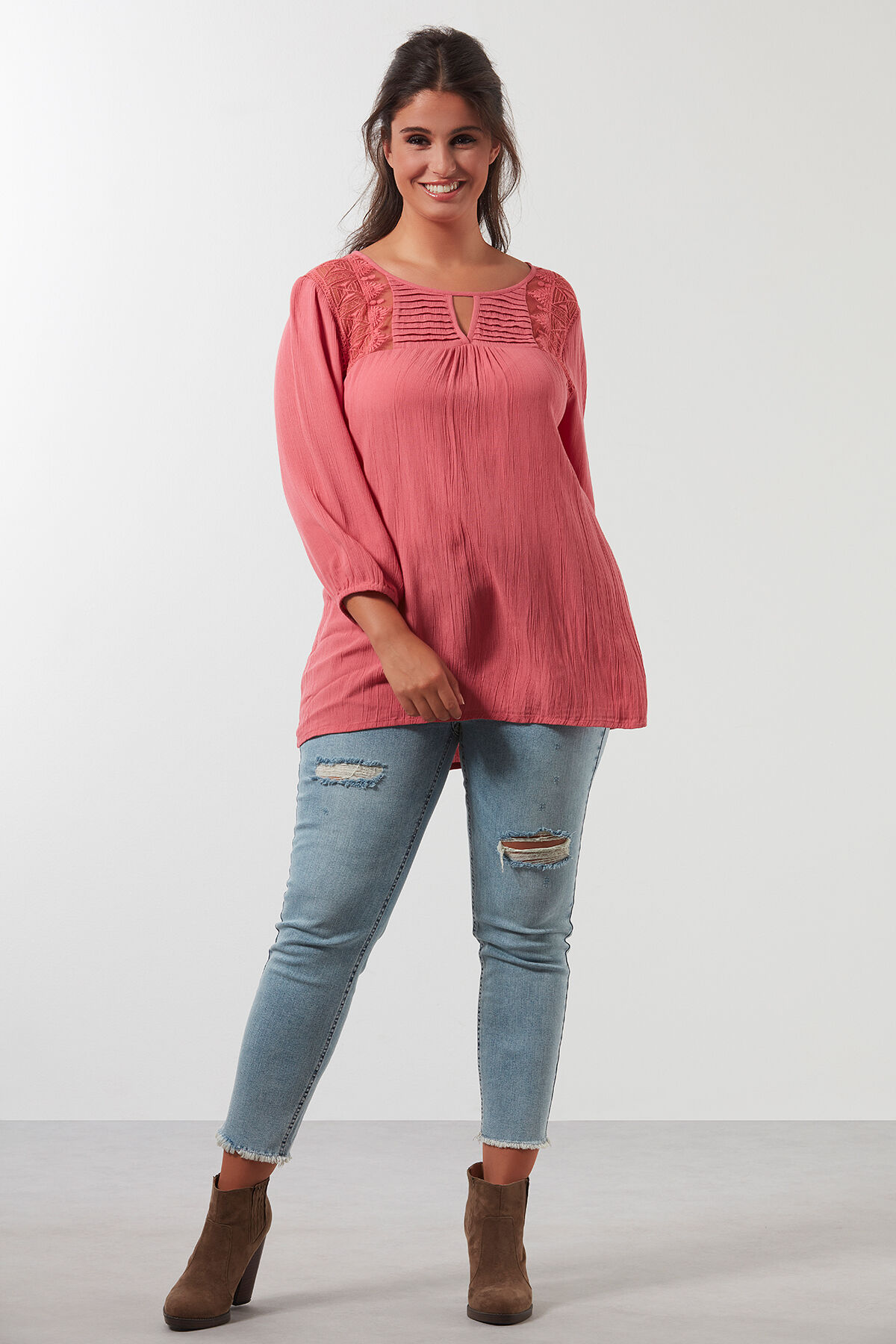 Blusa arrugada image number 3