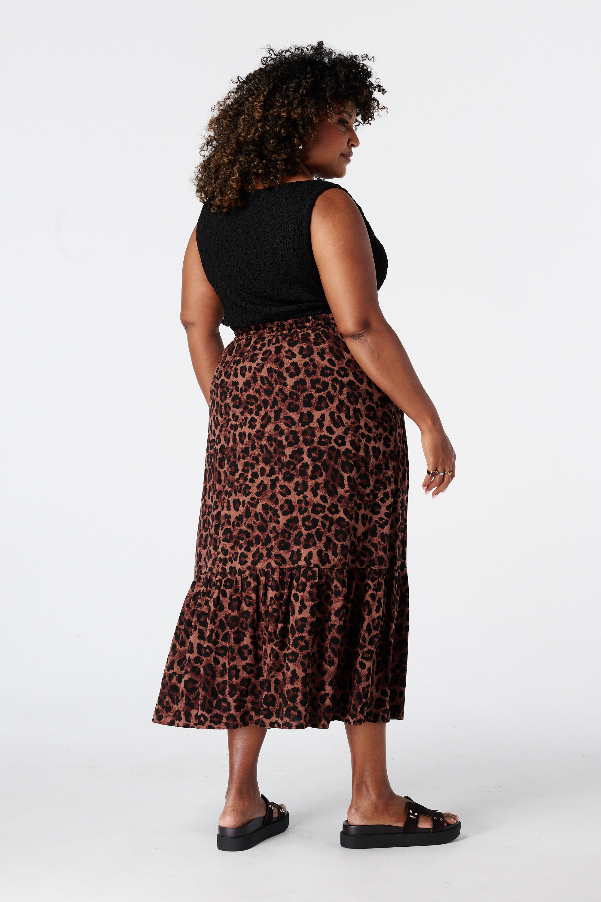 Falda maxi con estampado image number 3