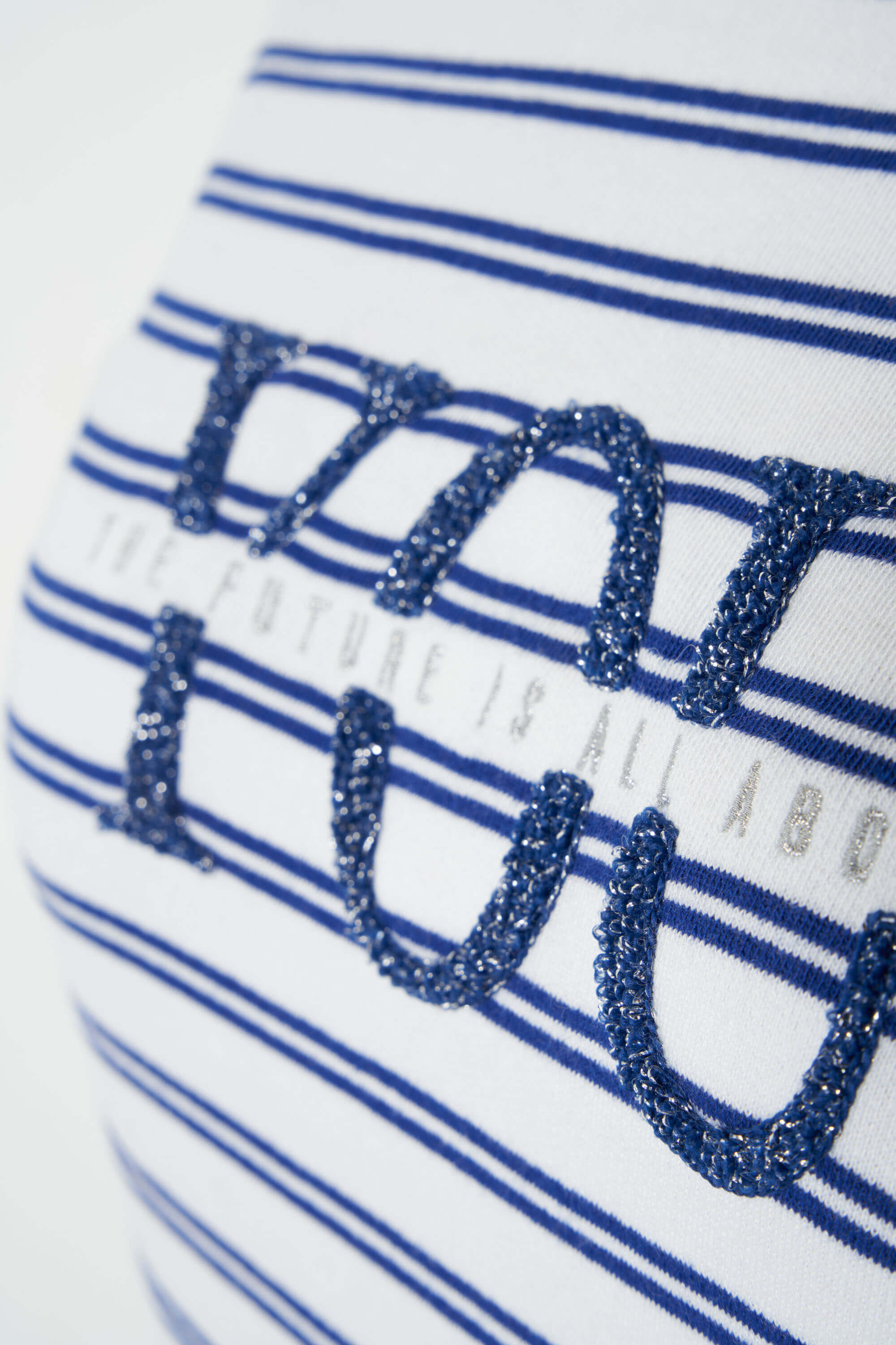 Su&eacute;ter de rayas image number 4