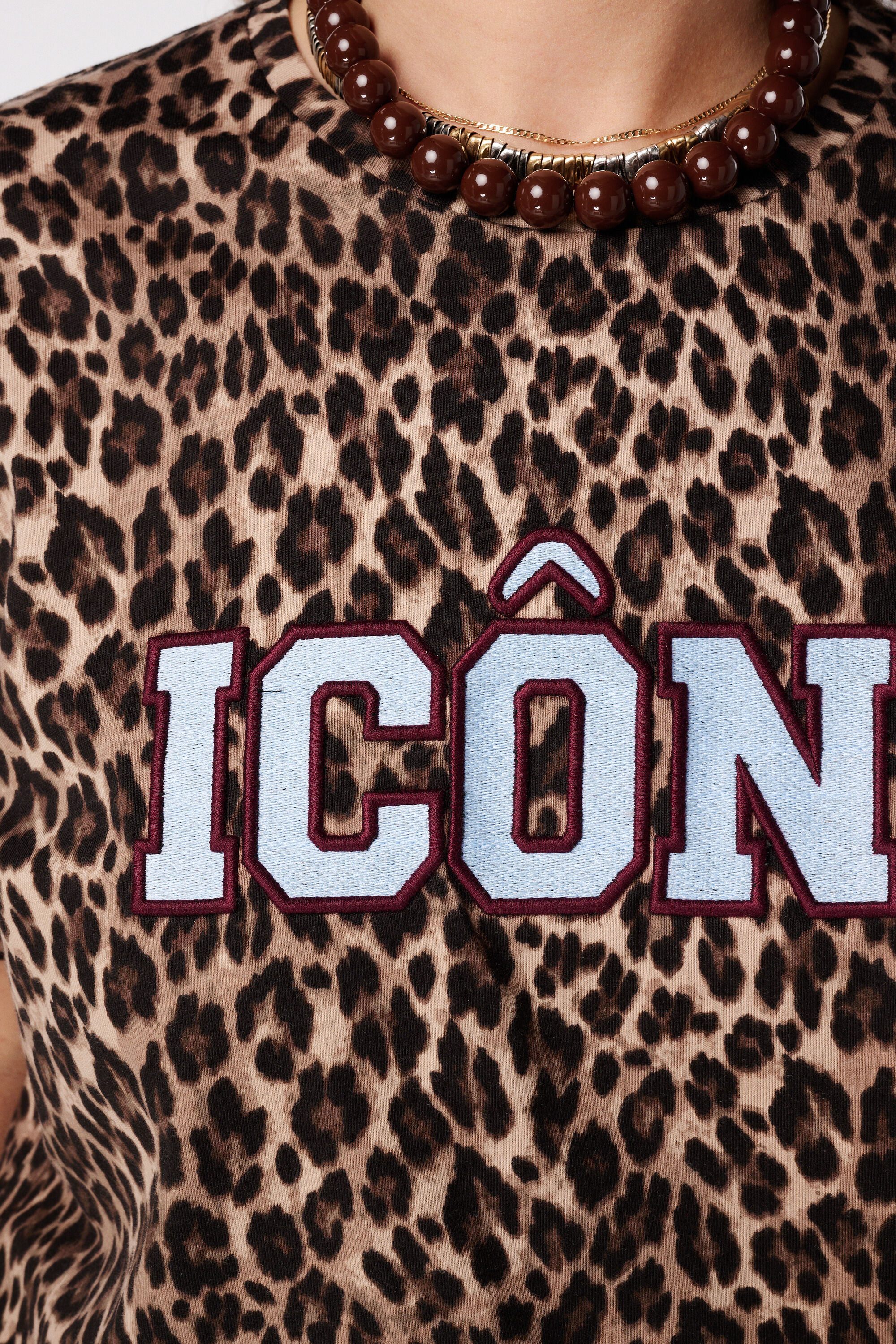 Camiseta con estampado animal image number 6