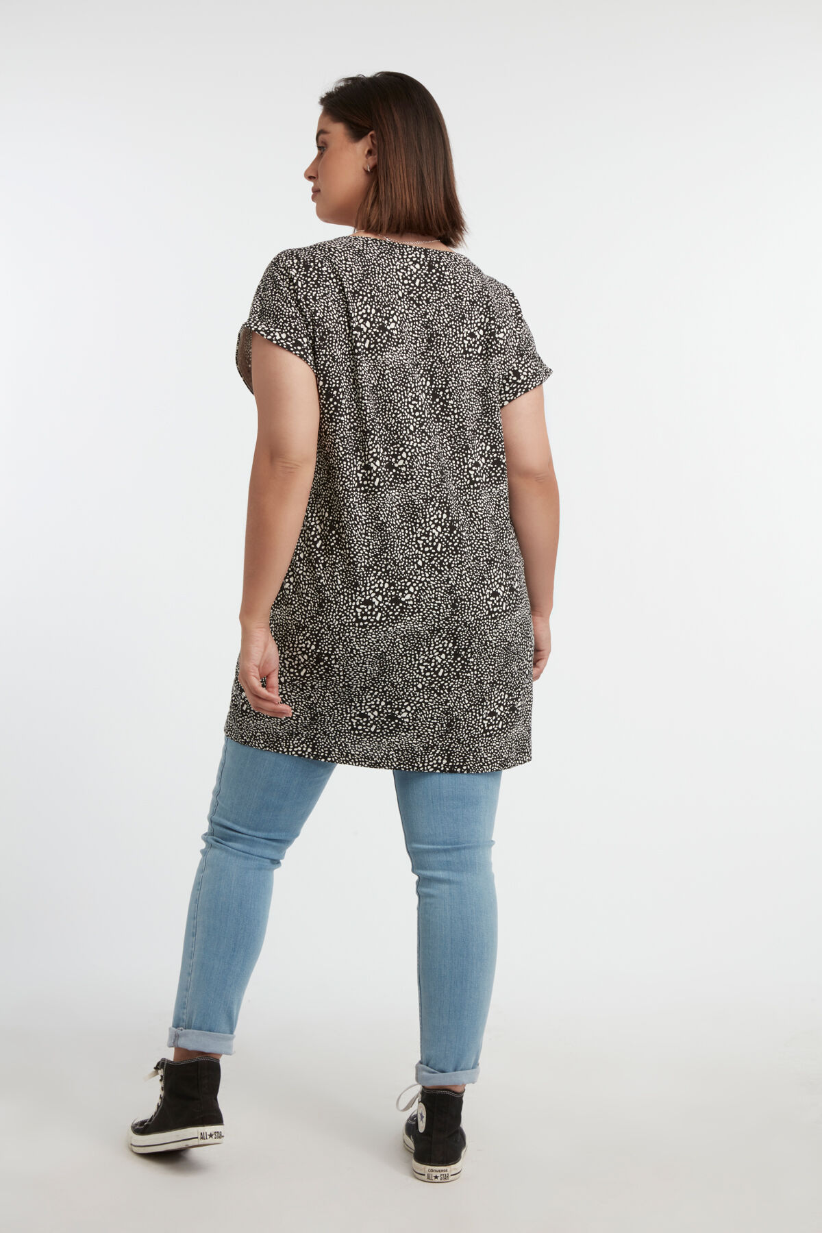 Camiseta larga estampada image number 4