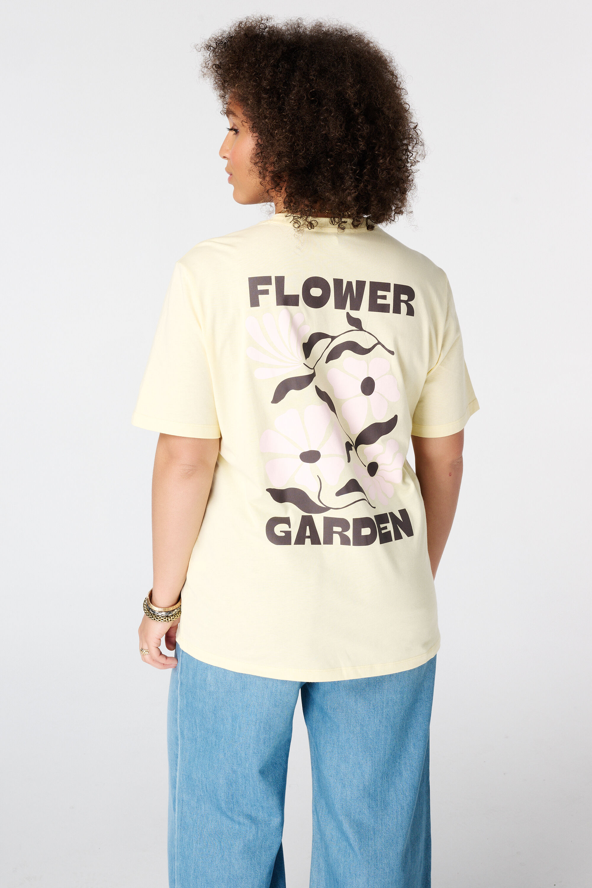 Camiseta con estampado en la espalda