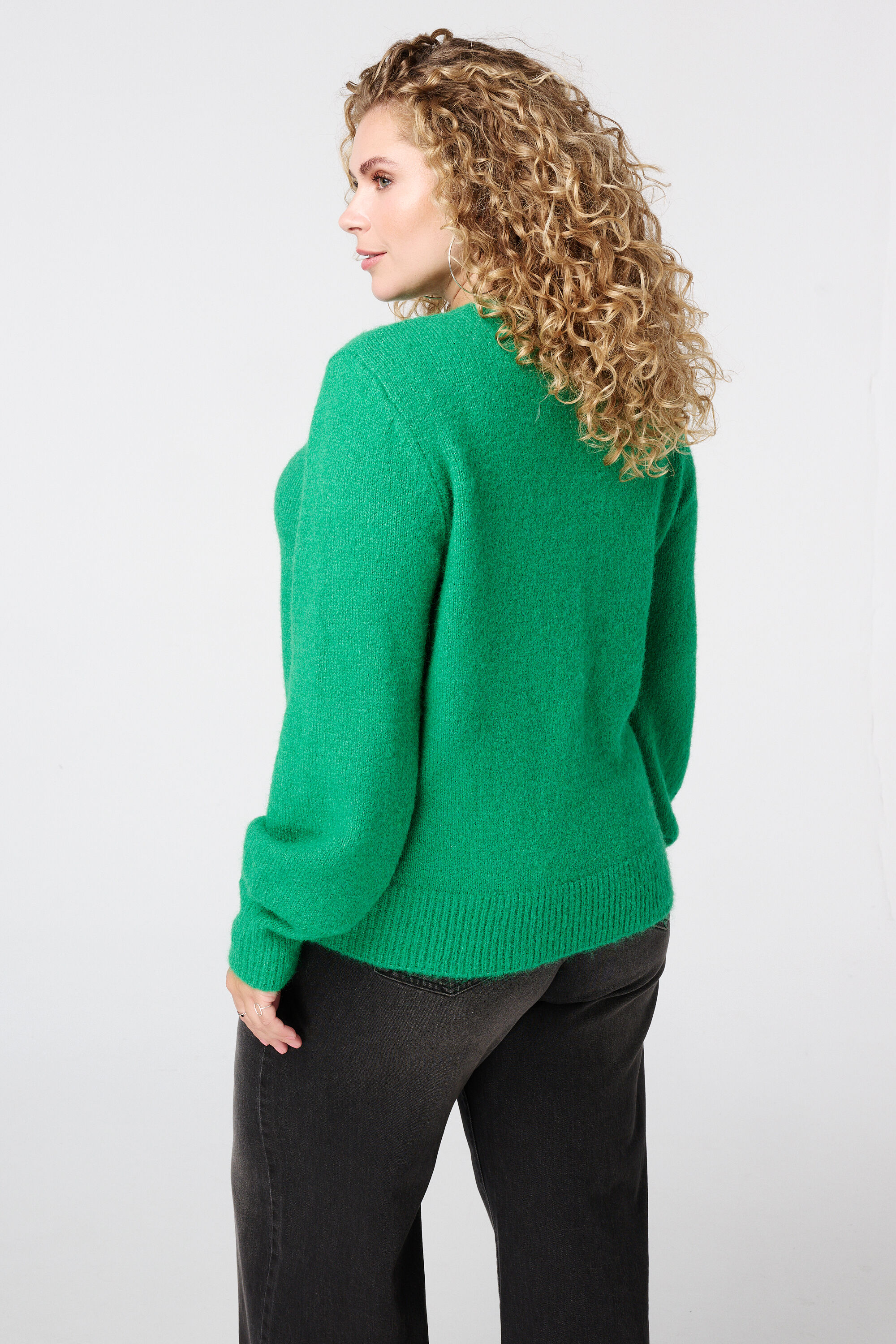 C&aacute;rdigan de punto fino con cierre de botones image number 3