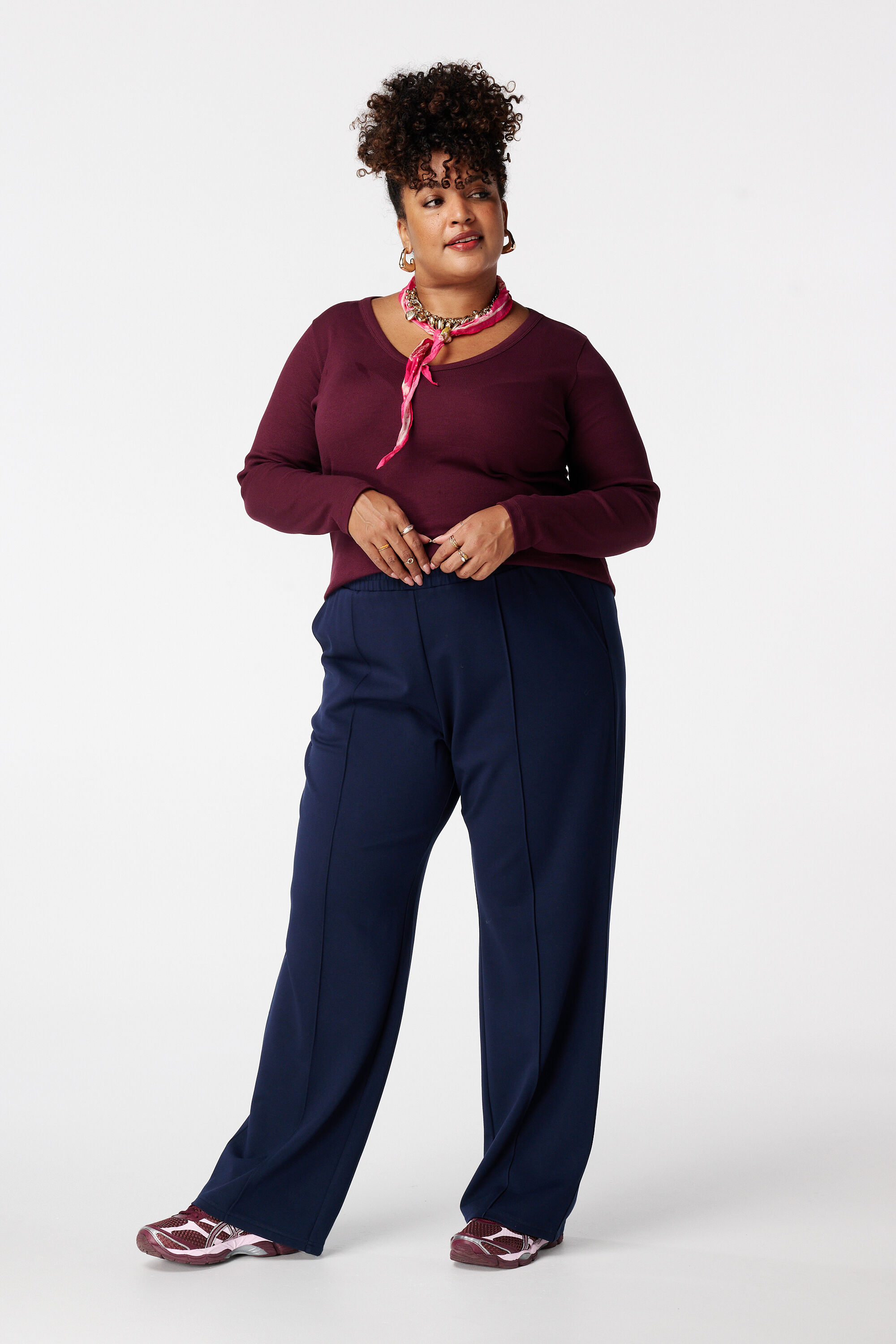 Top de canal&eacute; con manga larga image number 5