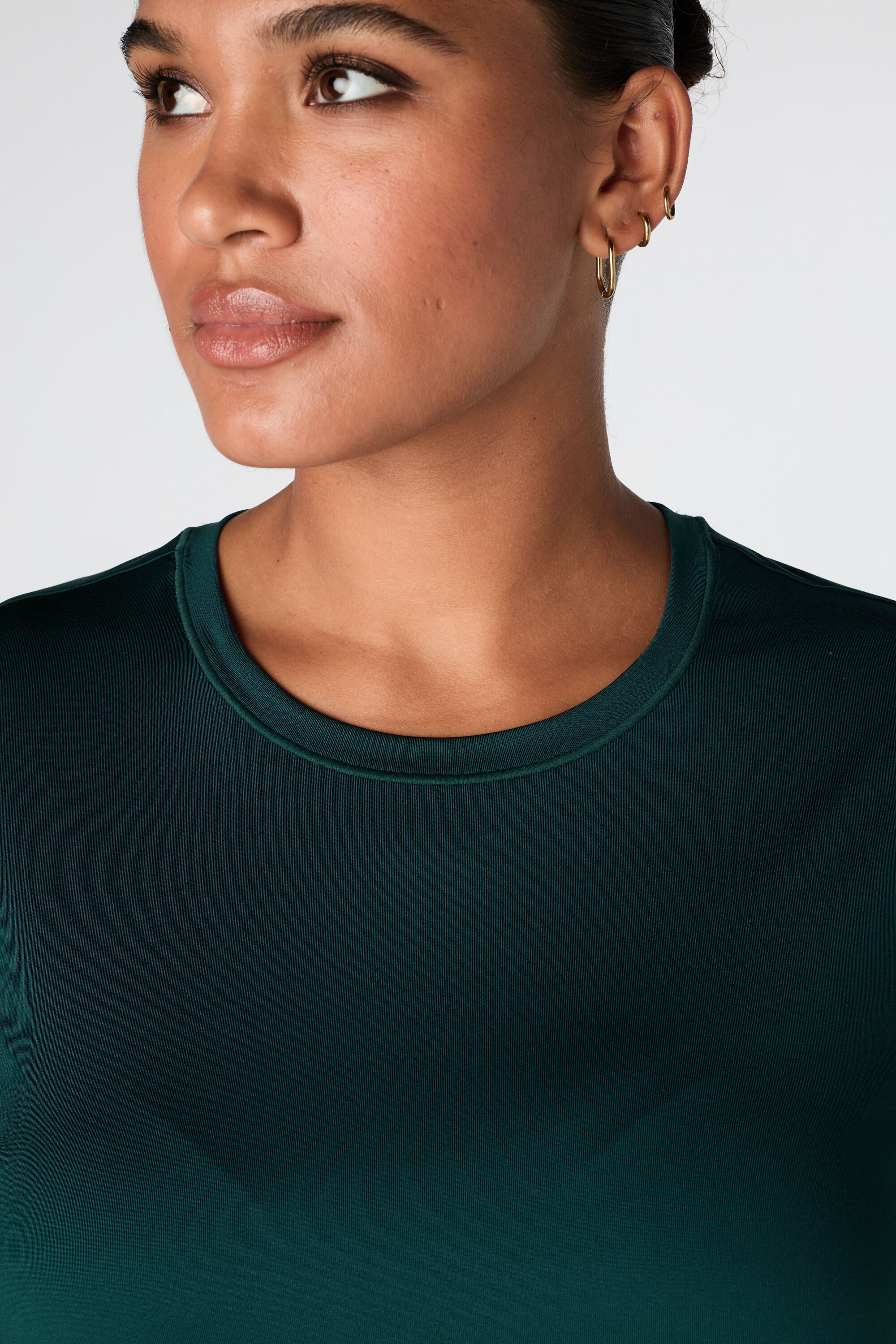 Camiseta deportiva larga image number 5
