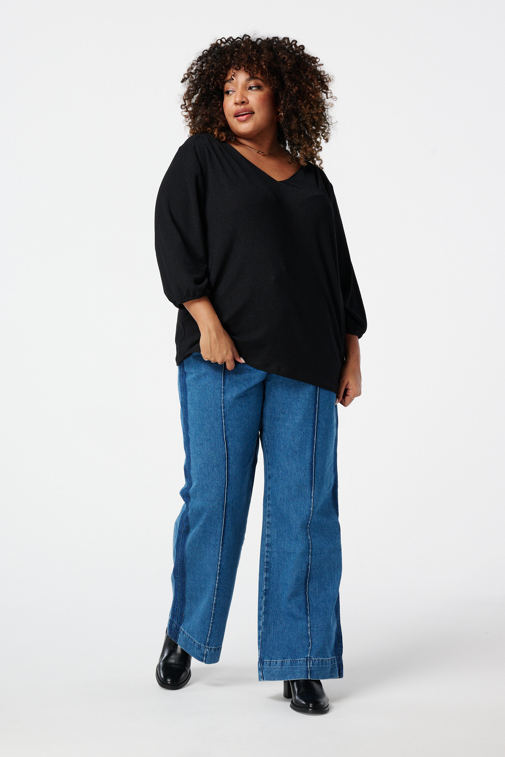 Top con manga tres cuartos image number 5