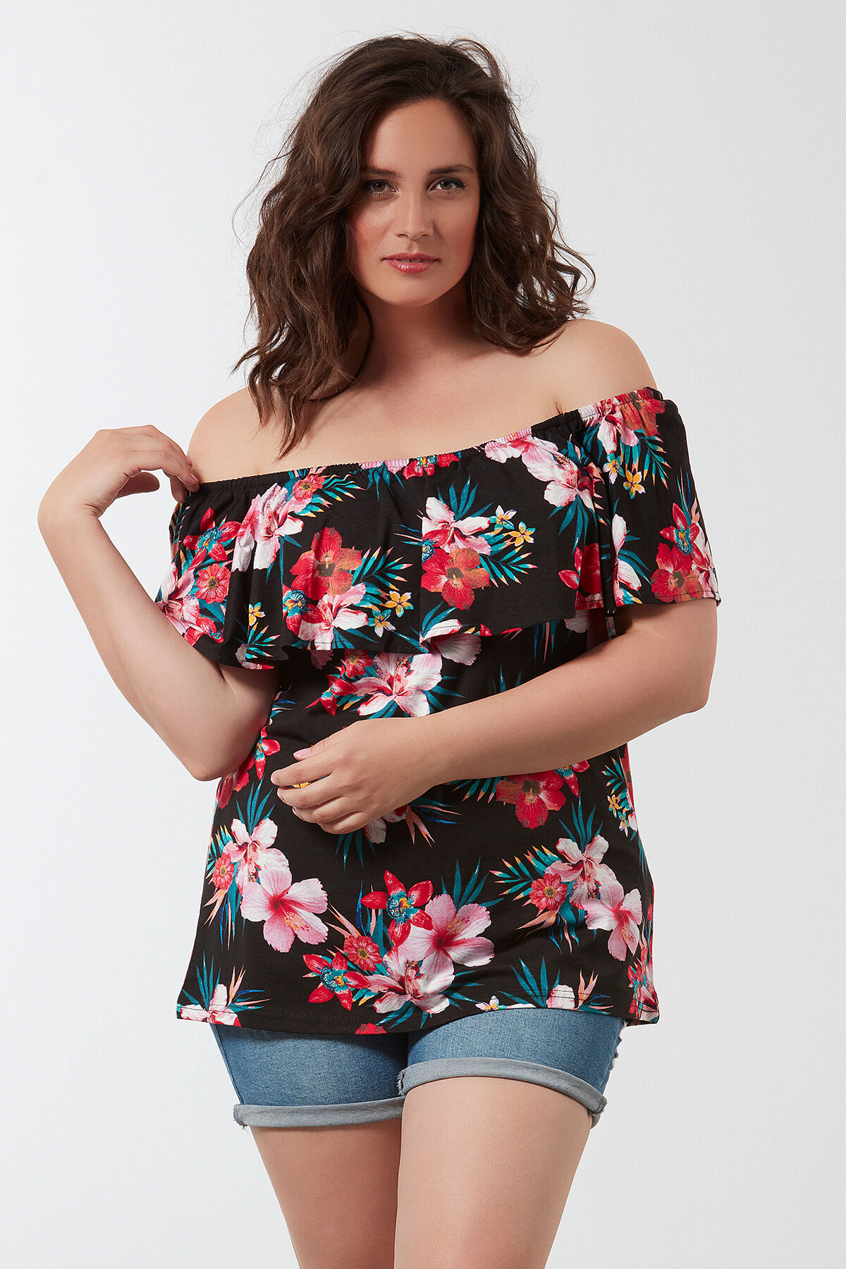 Top de hombro descubierto con estampado floral image number 0