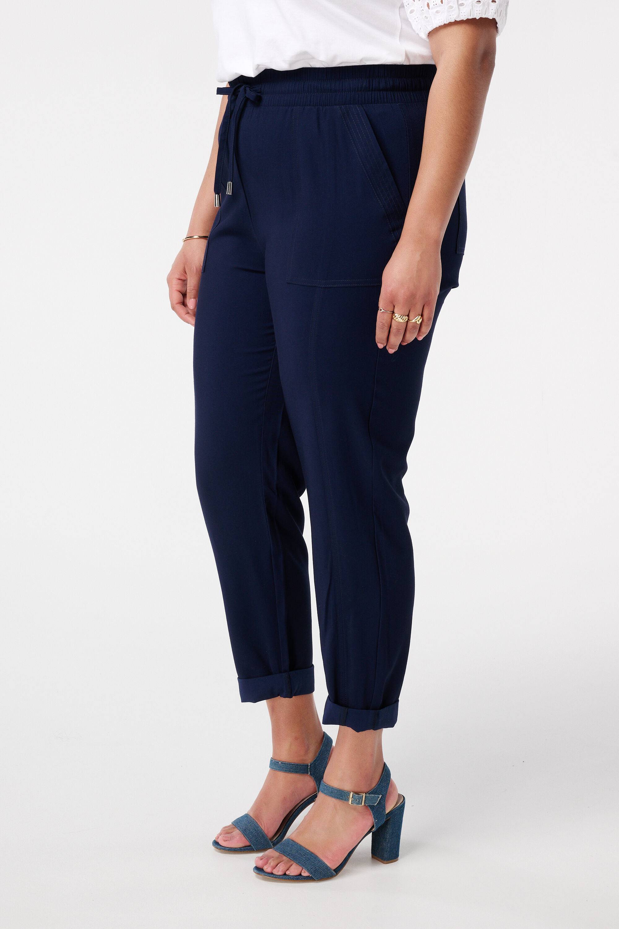 Pantalones con cintura el&aacute;stica image number 5