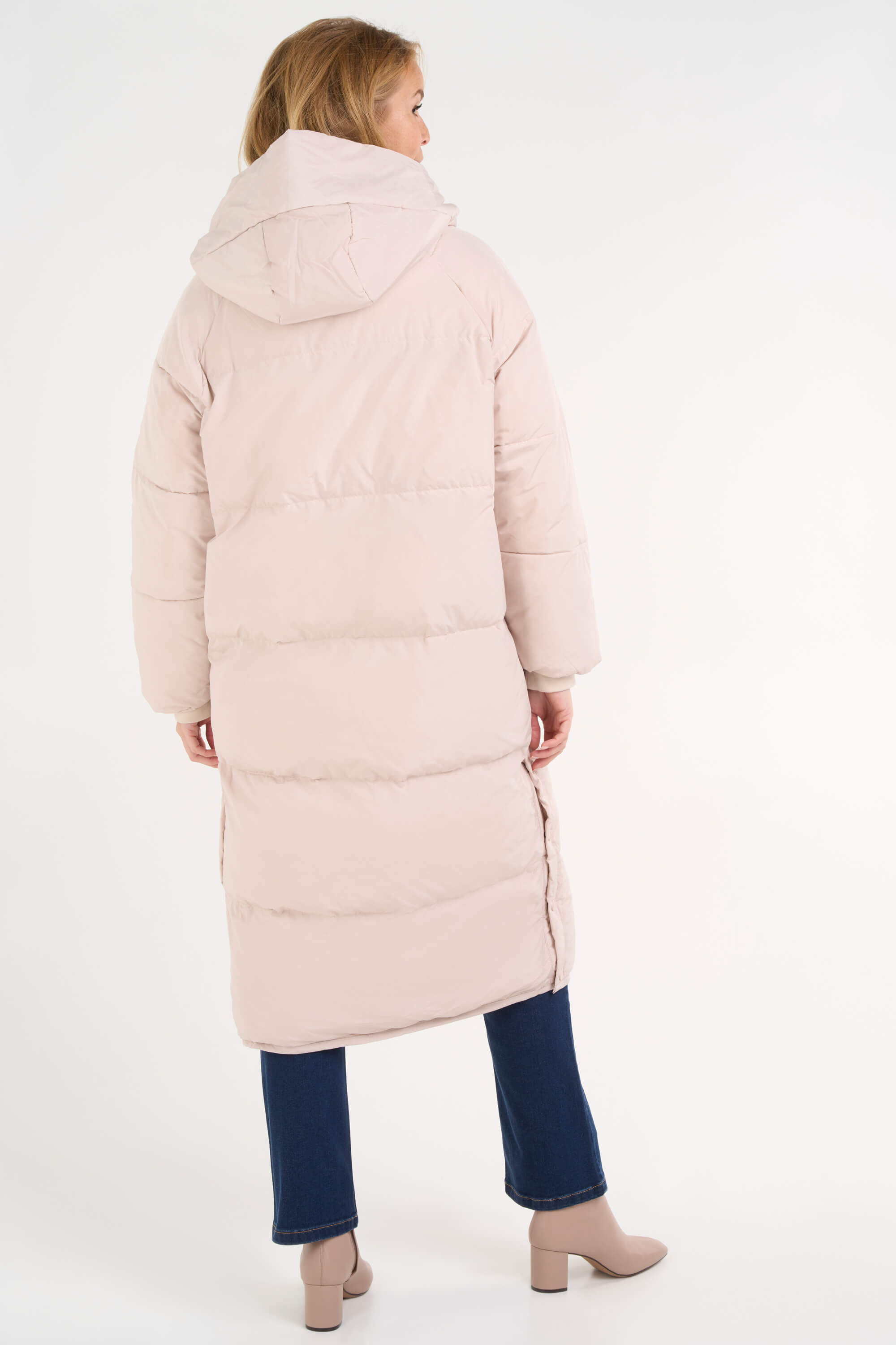 Chaqueta con capucha image number 3