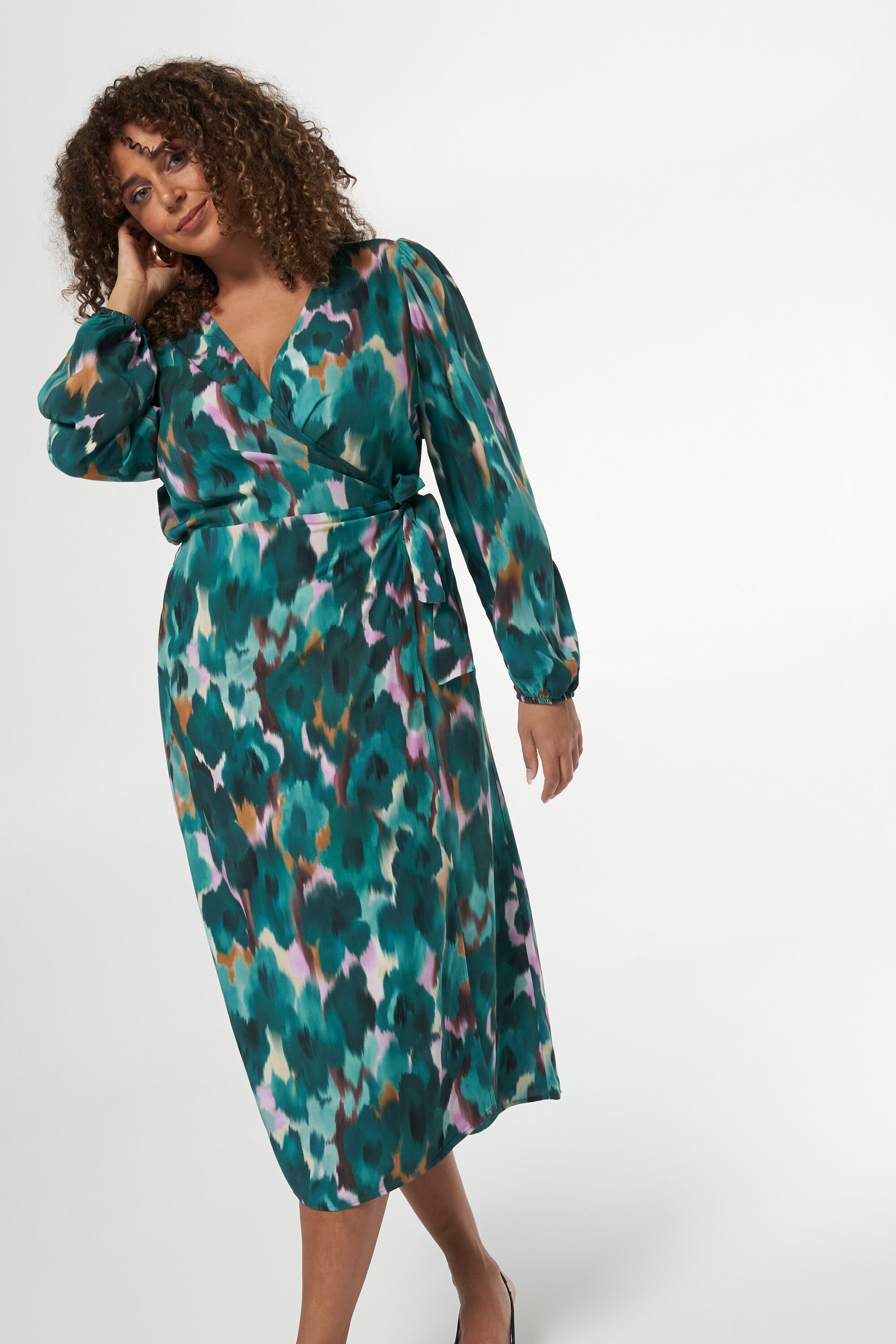 Vestido midi estampado image number 5