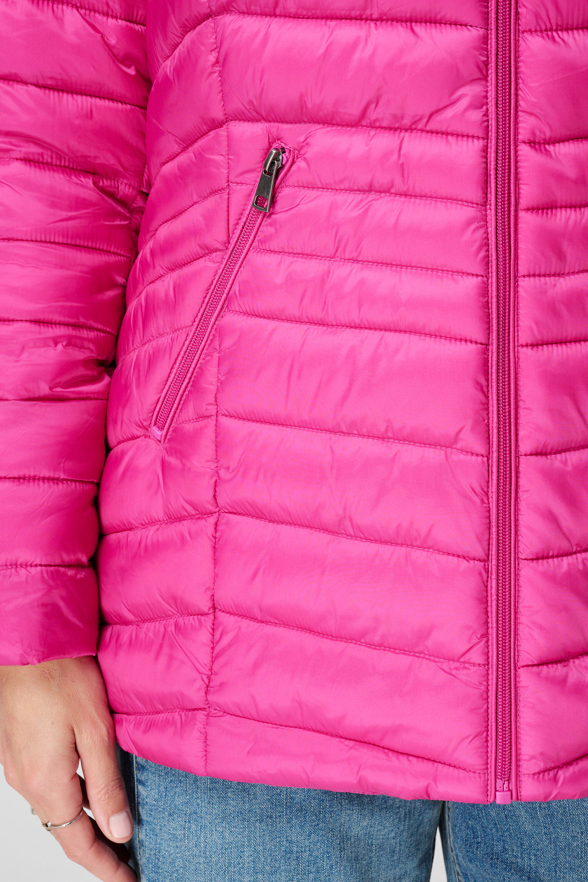 Chaqueta ligeramente acolchada image number 6