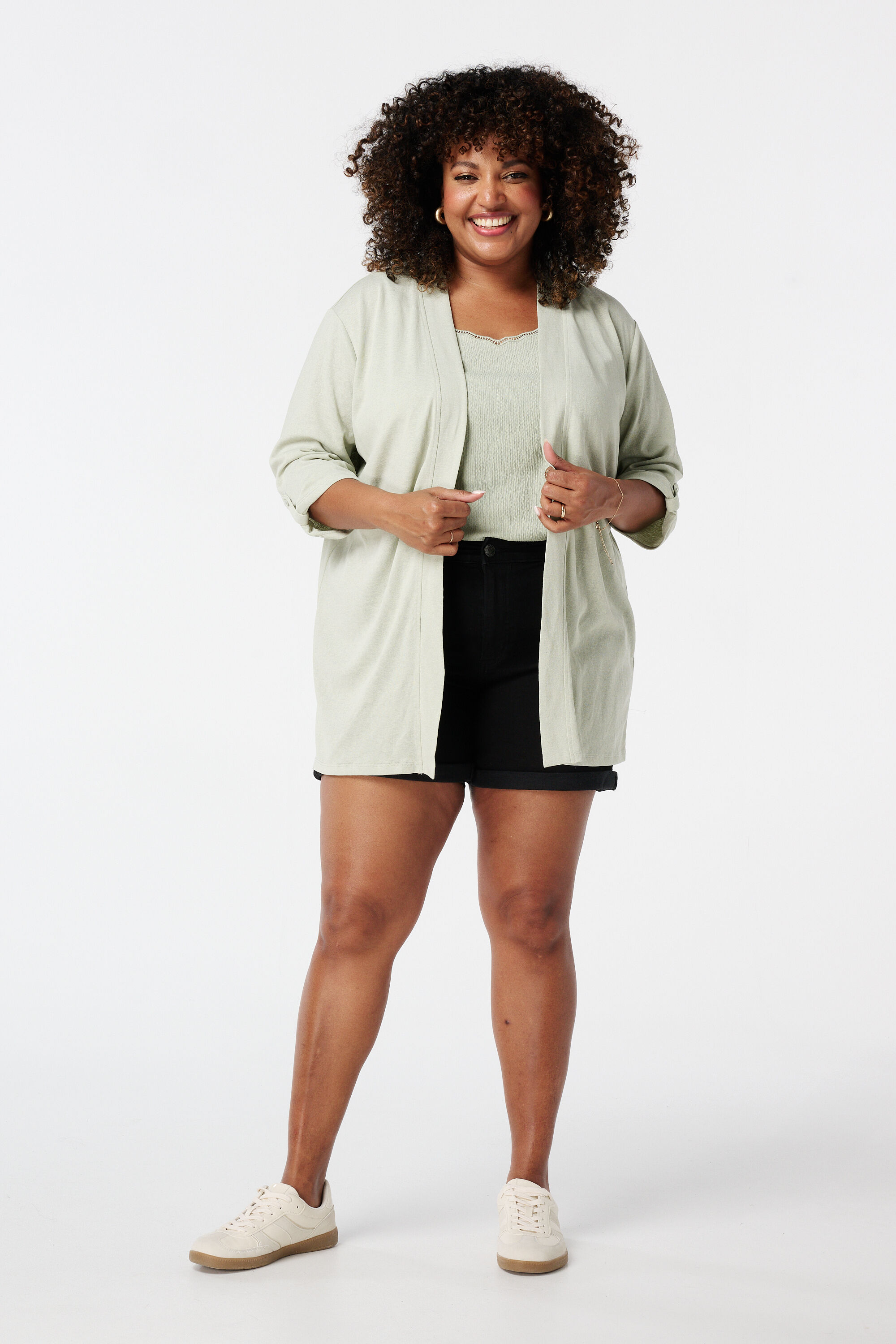 C&aacute;rdigan con manga tres cuartos image number 5