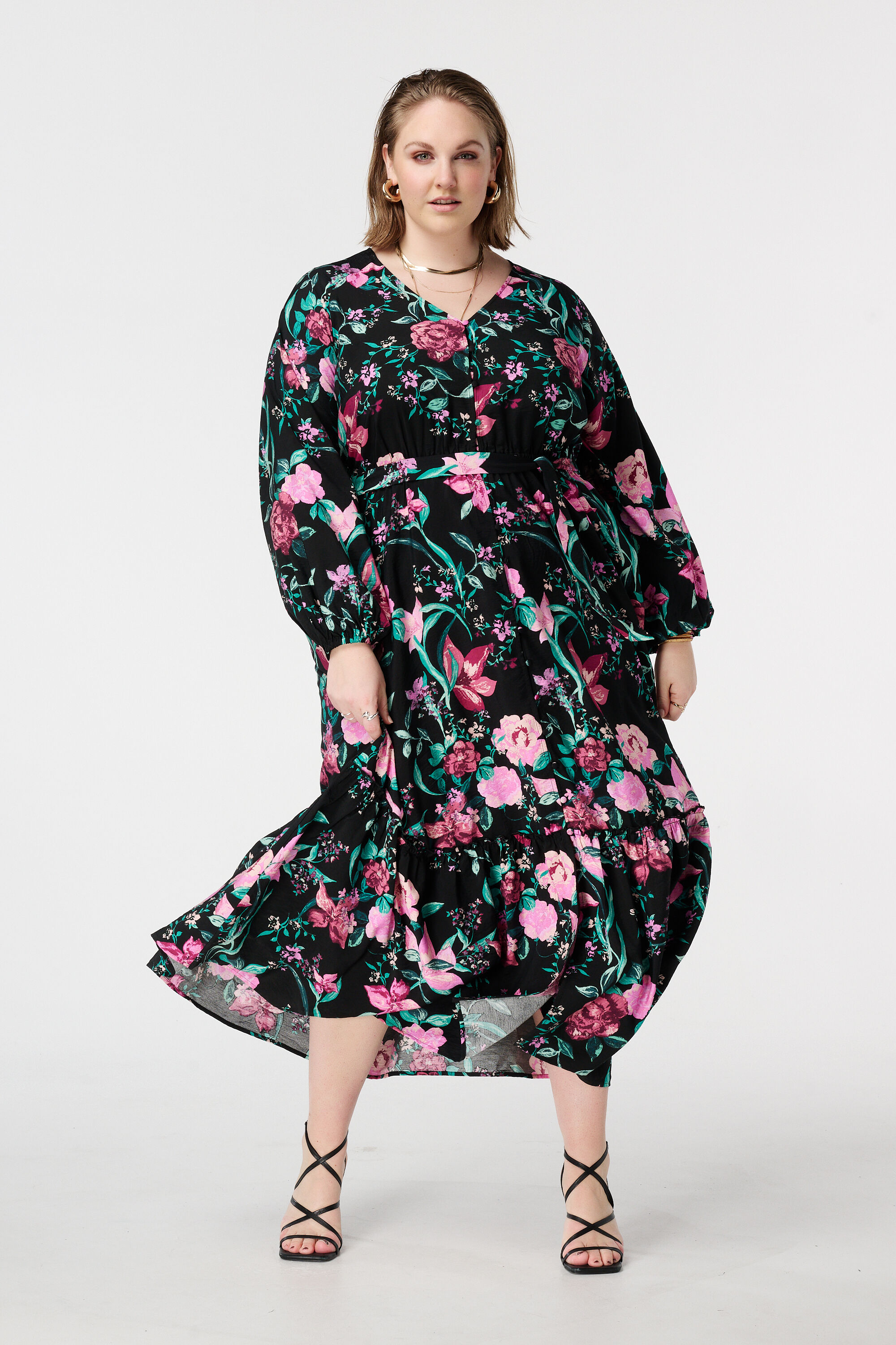 Vestido midi con cintur&oacute;n image number 0