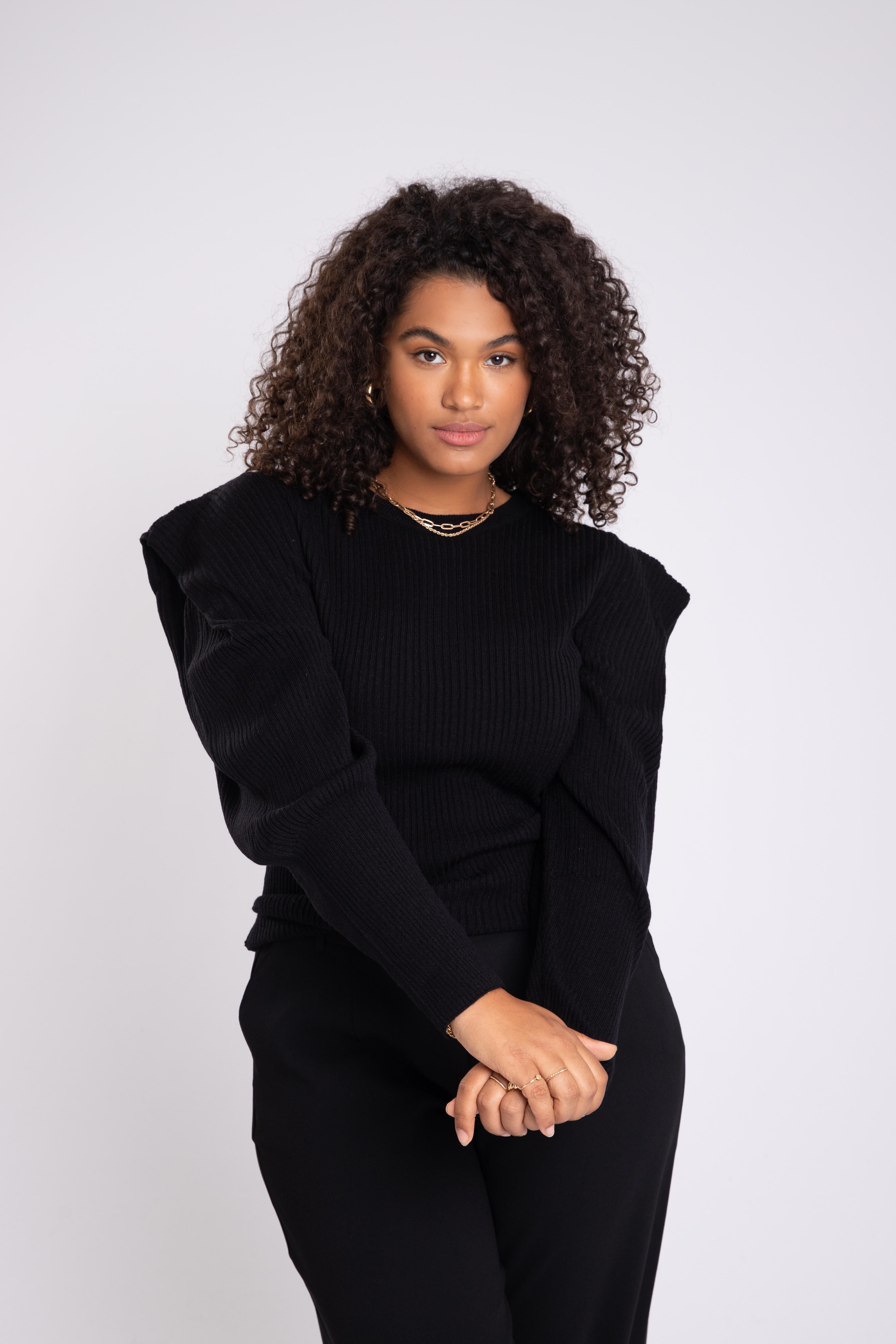 Jersey con mangas abullonadas  image number 4