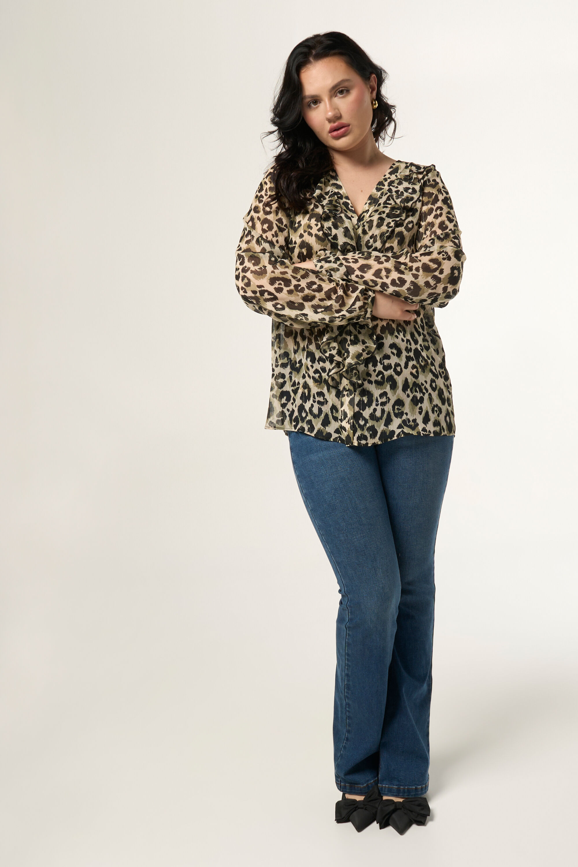 Blusa con estampado de pantera image number 5