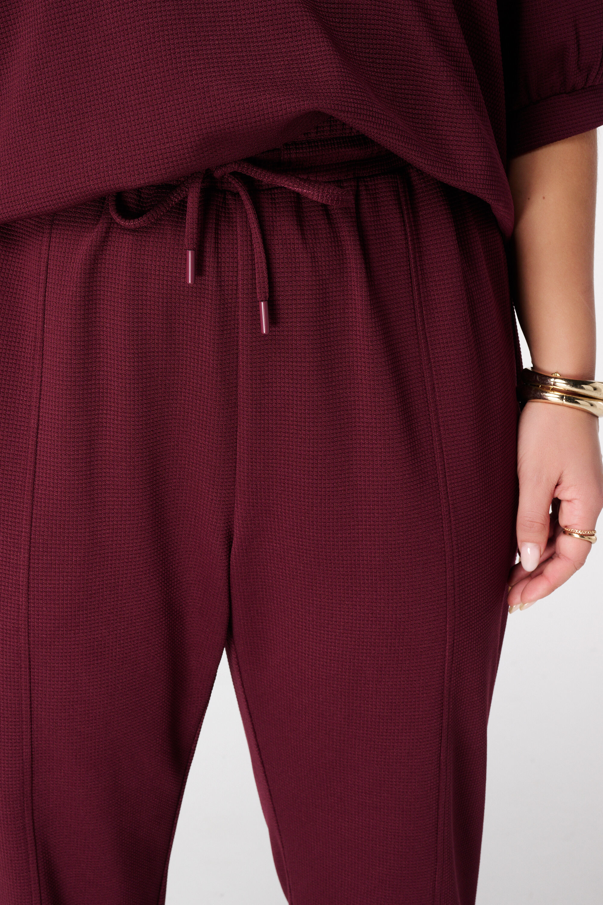 Pantalones con cord&oacute;n ajustable image number 4