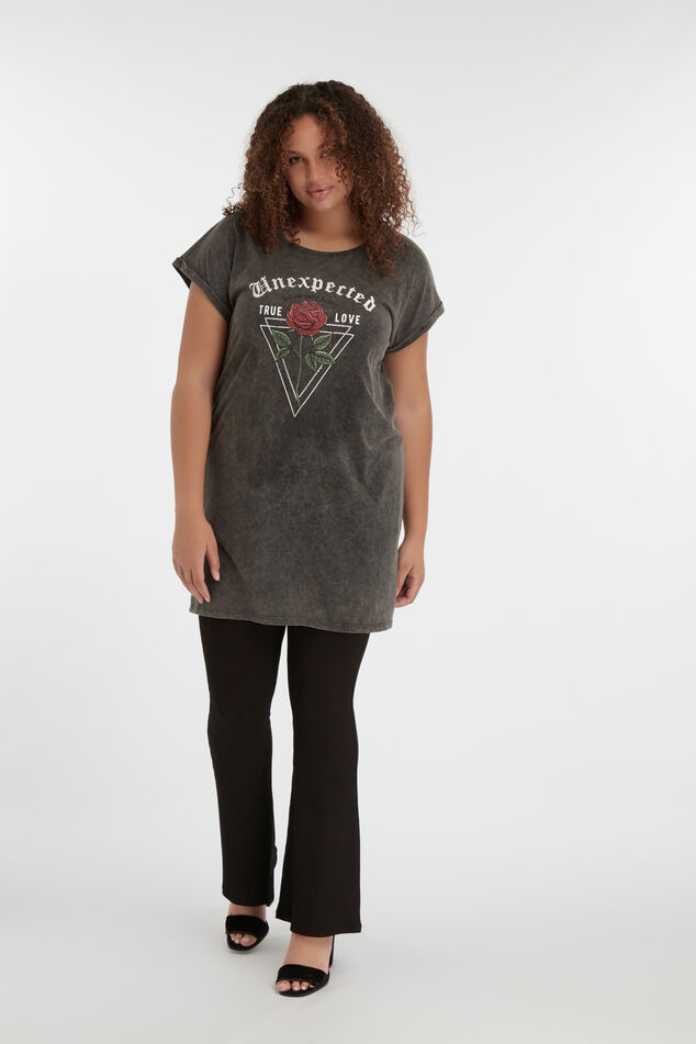 Camiseta larga con estampado image number 5