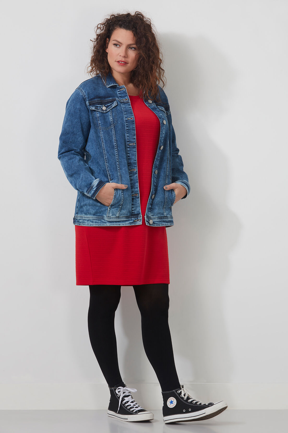 Chaqueta vaquera larga holgada image number 3