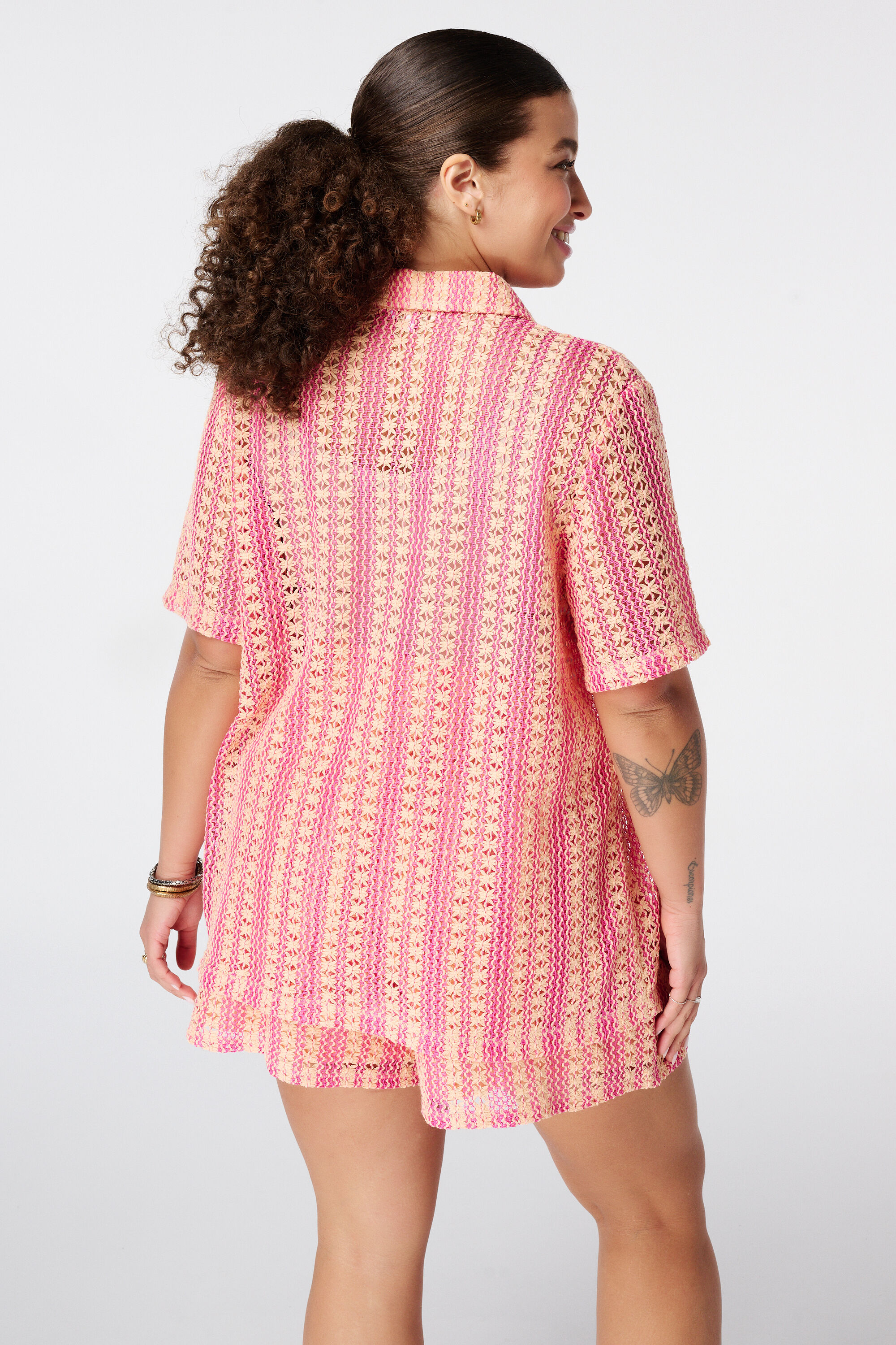 Top de crochet estilo polo image number 3