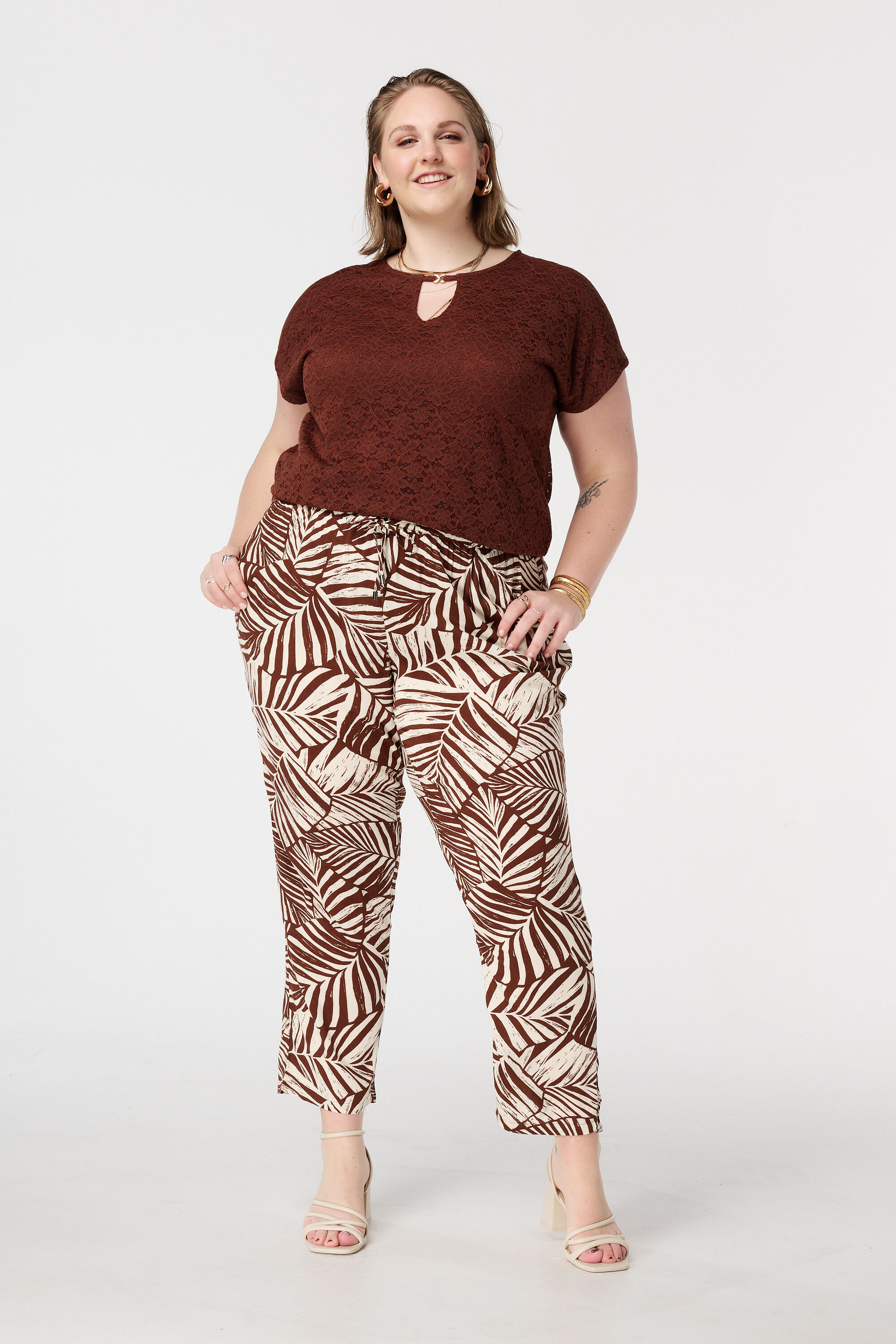 Top de encaje image number 5