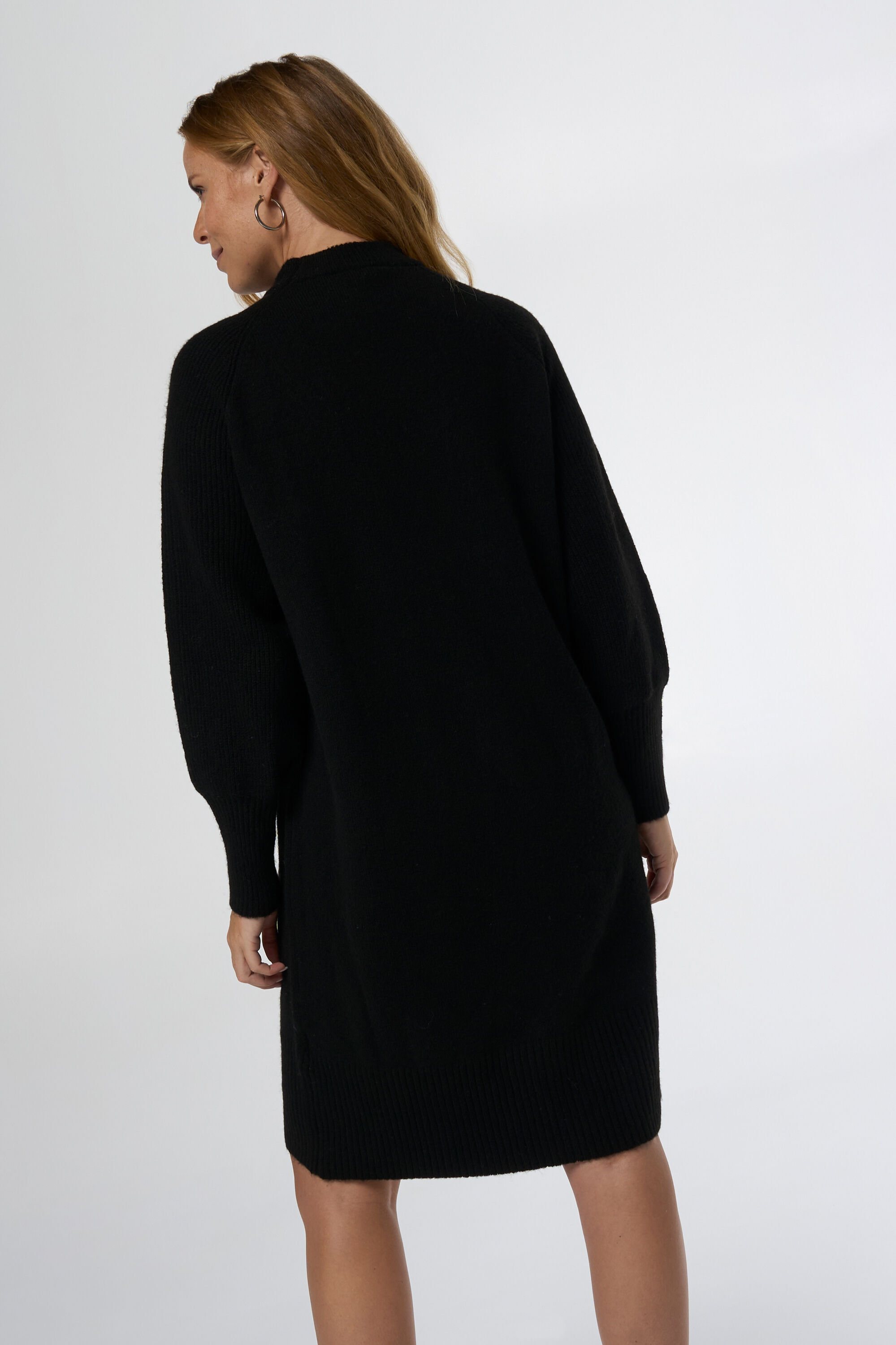 Vestido de punto image number 3