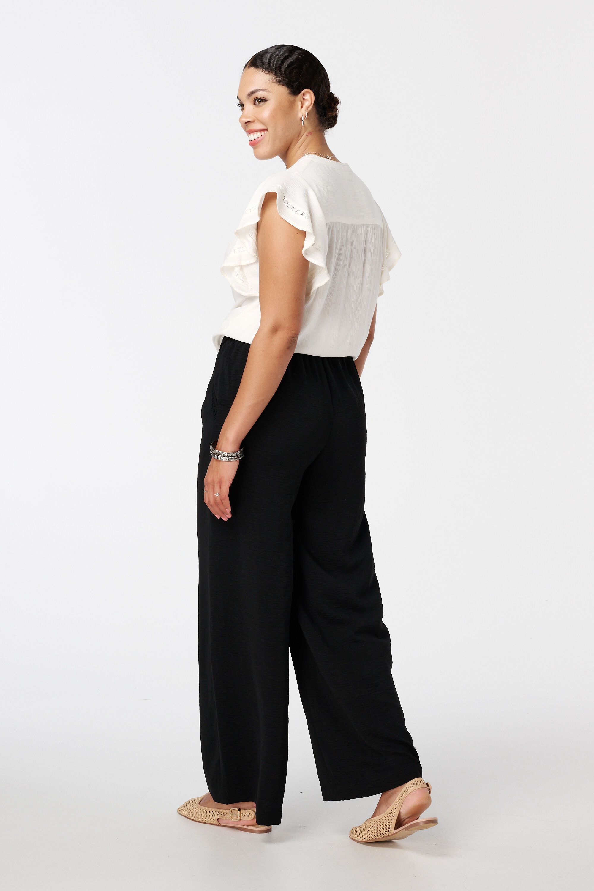 Pantalones de corte recto  image number 3