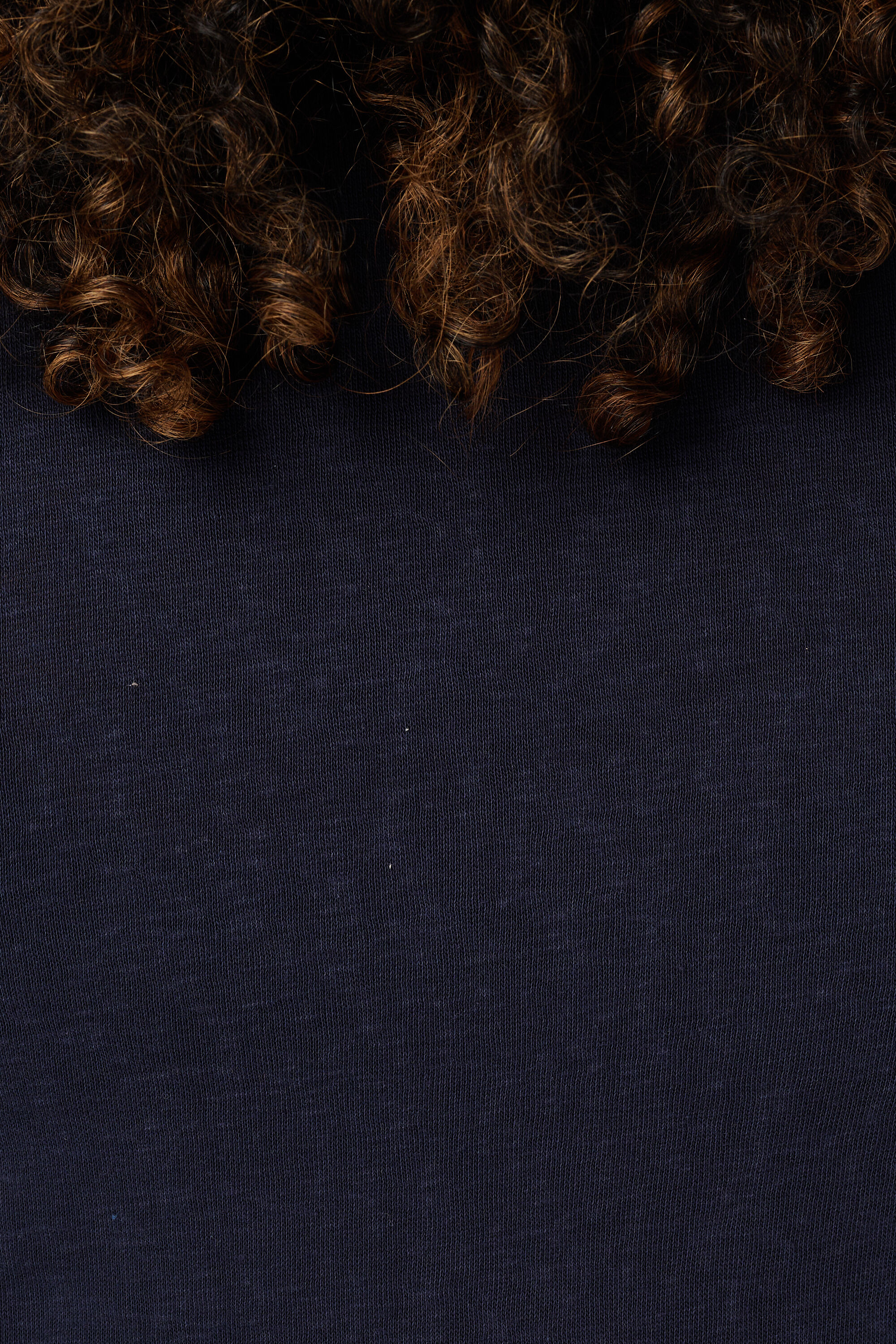 Camiseta con escote en V image number 6