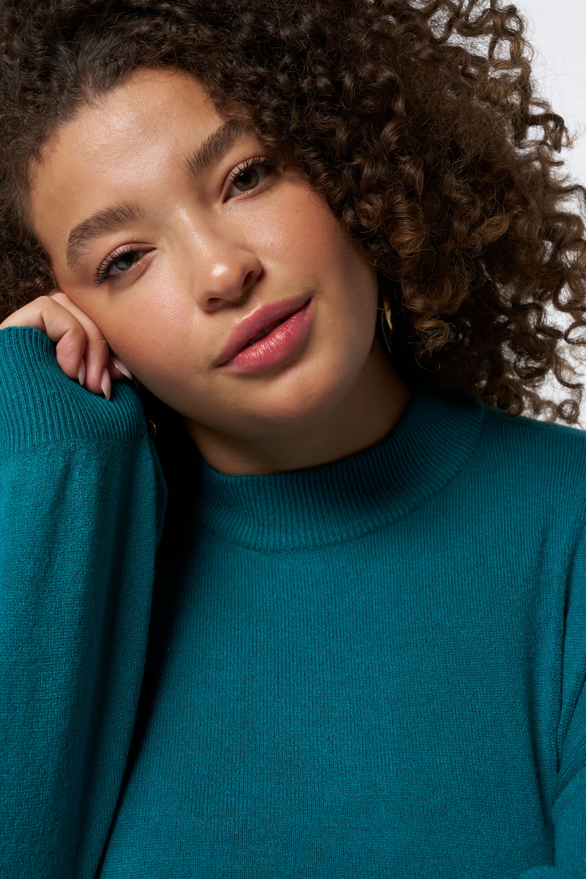 Su&eacute;ter de punto fino image number 4