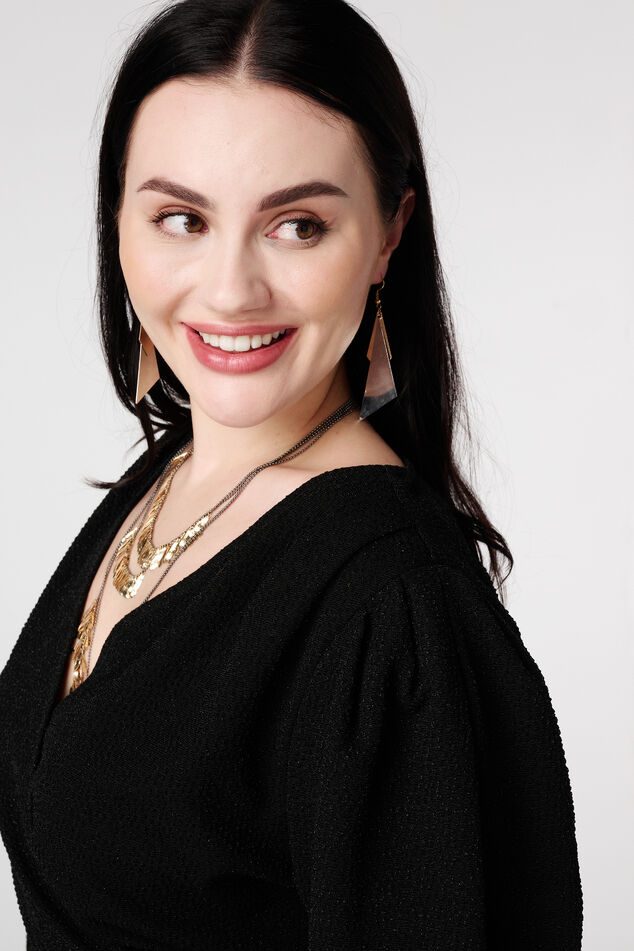 Top brillante con efecto cruzado image number 4