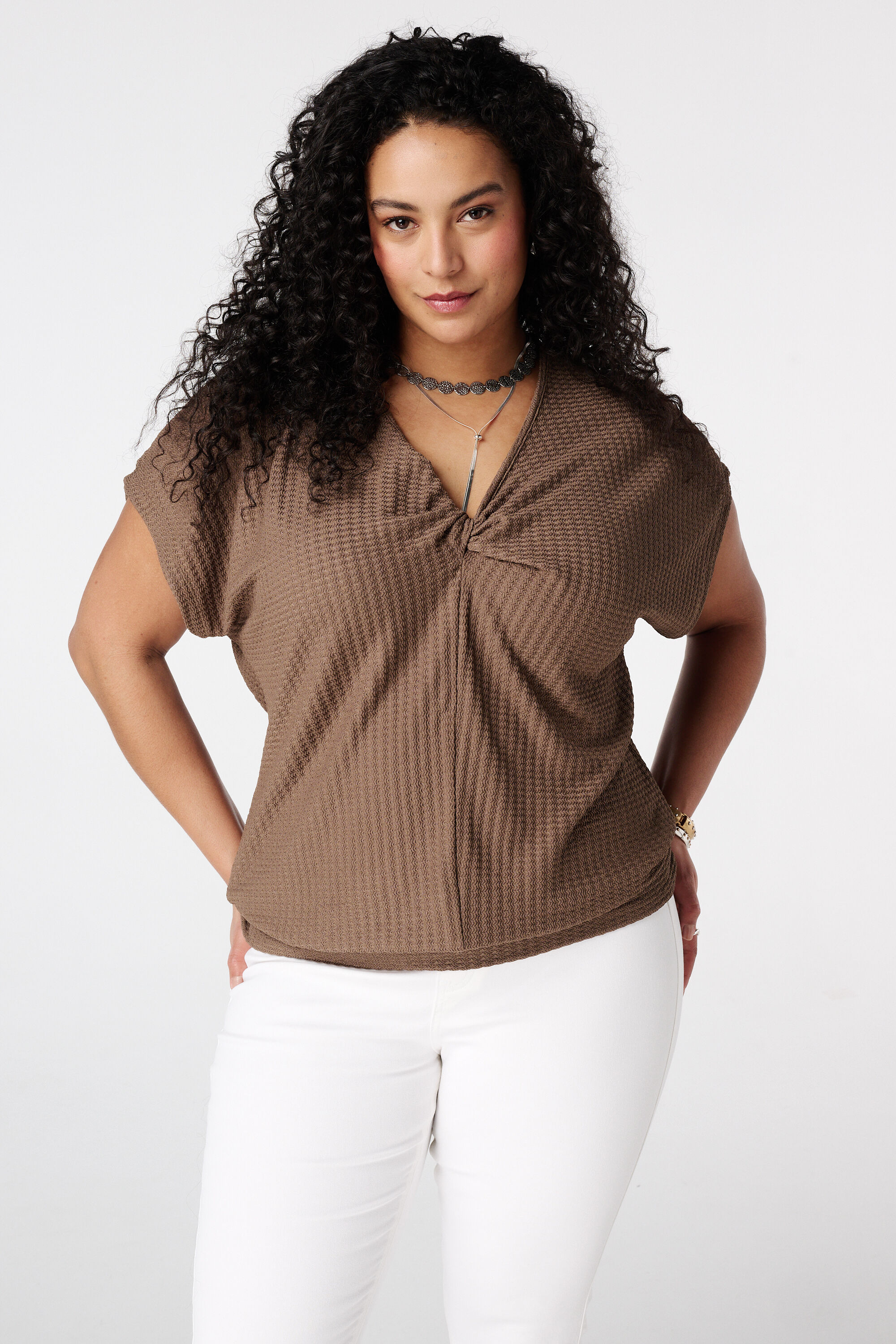 Top con mangas cortas image number 0