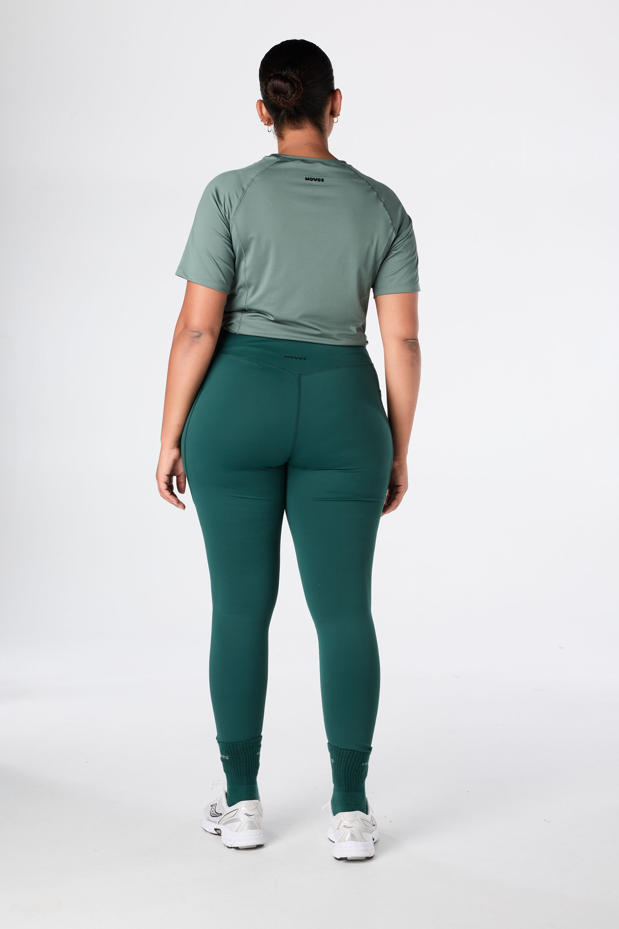 Leggings deportivos con bolsillos laterales image number 4