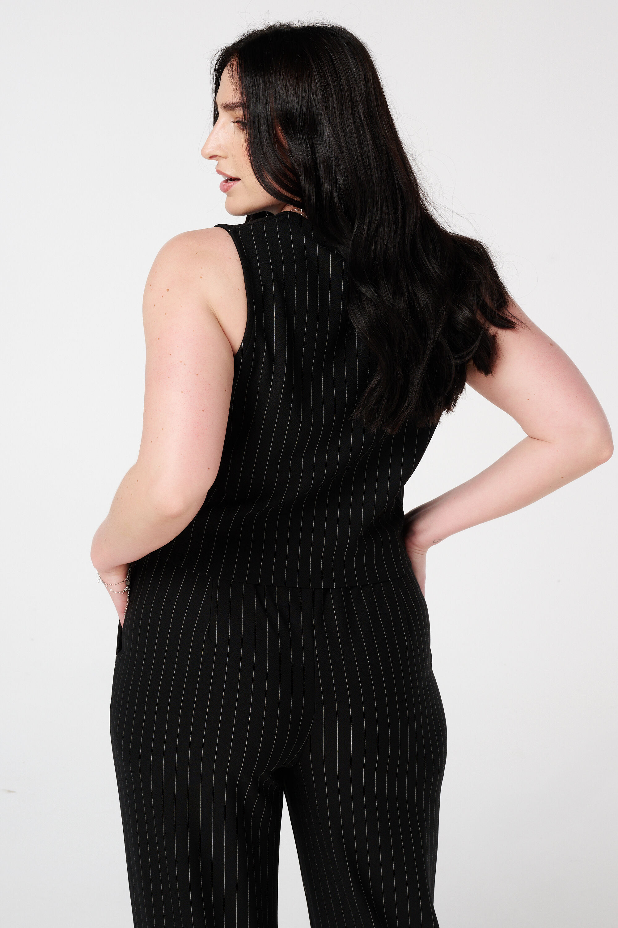 C&aacute;rdigan con raya diplom&aacute;tica y cierre de botones image number 3