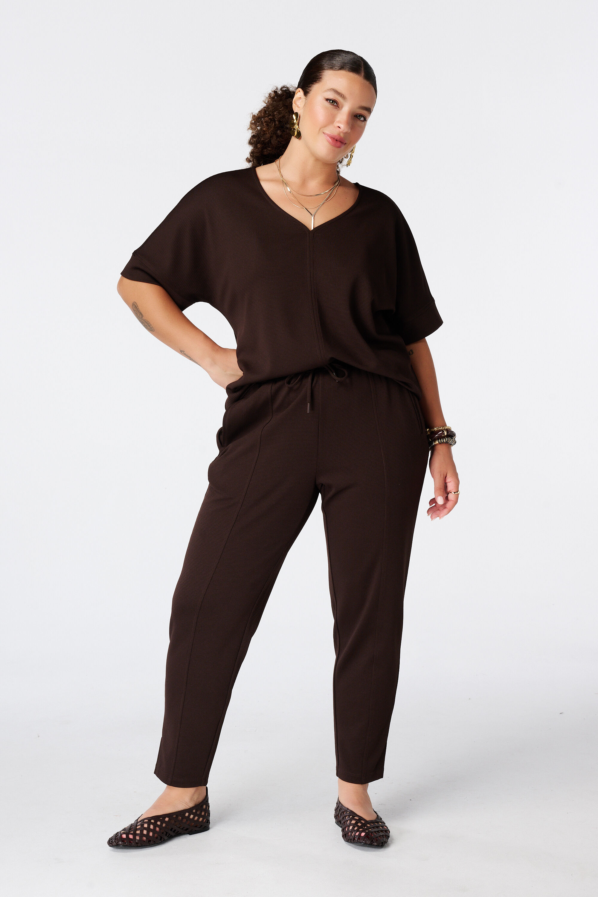 Pantalones con cord&oacute;n ajustable