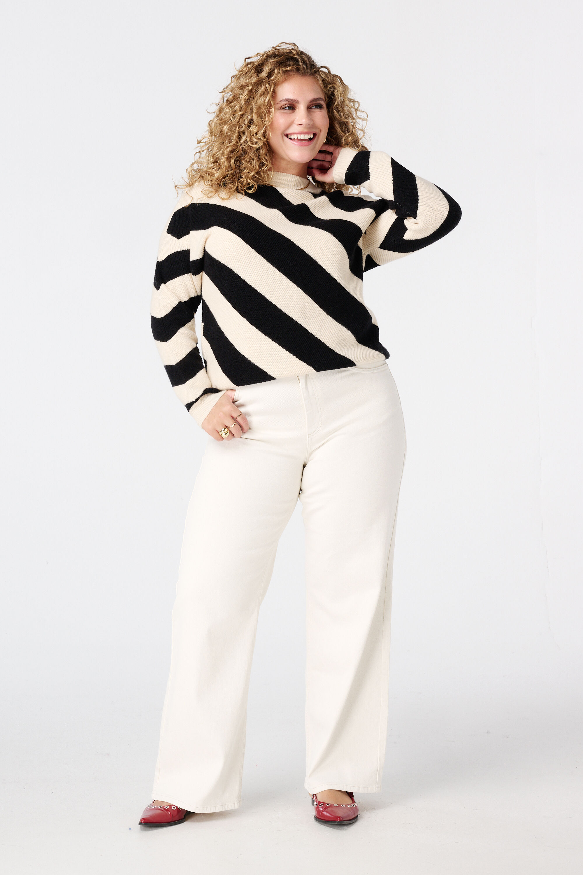 Jersey con rayas diagonales image number 5