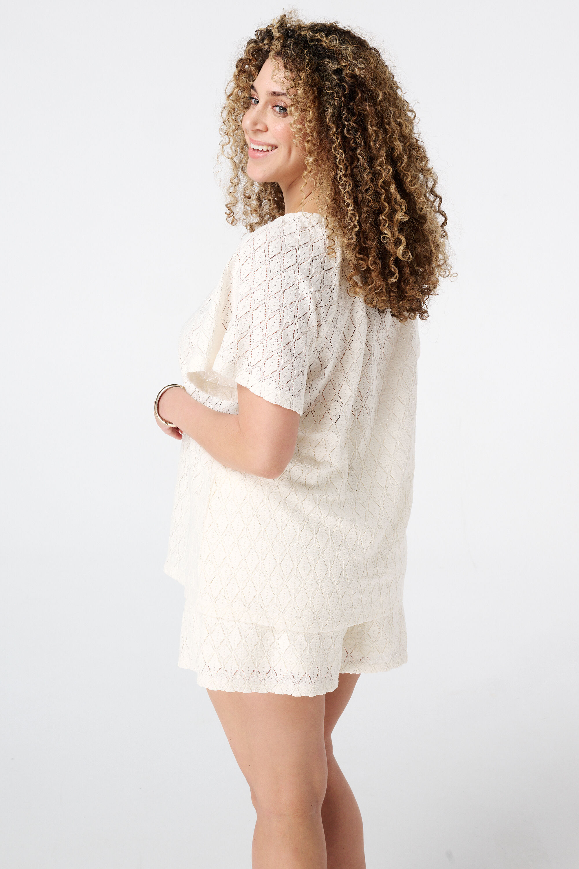 Top bordado con cordones image number 3