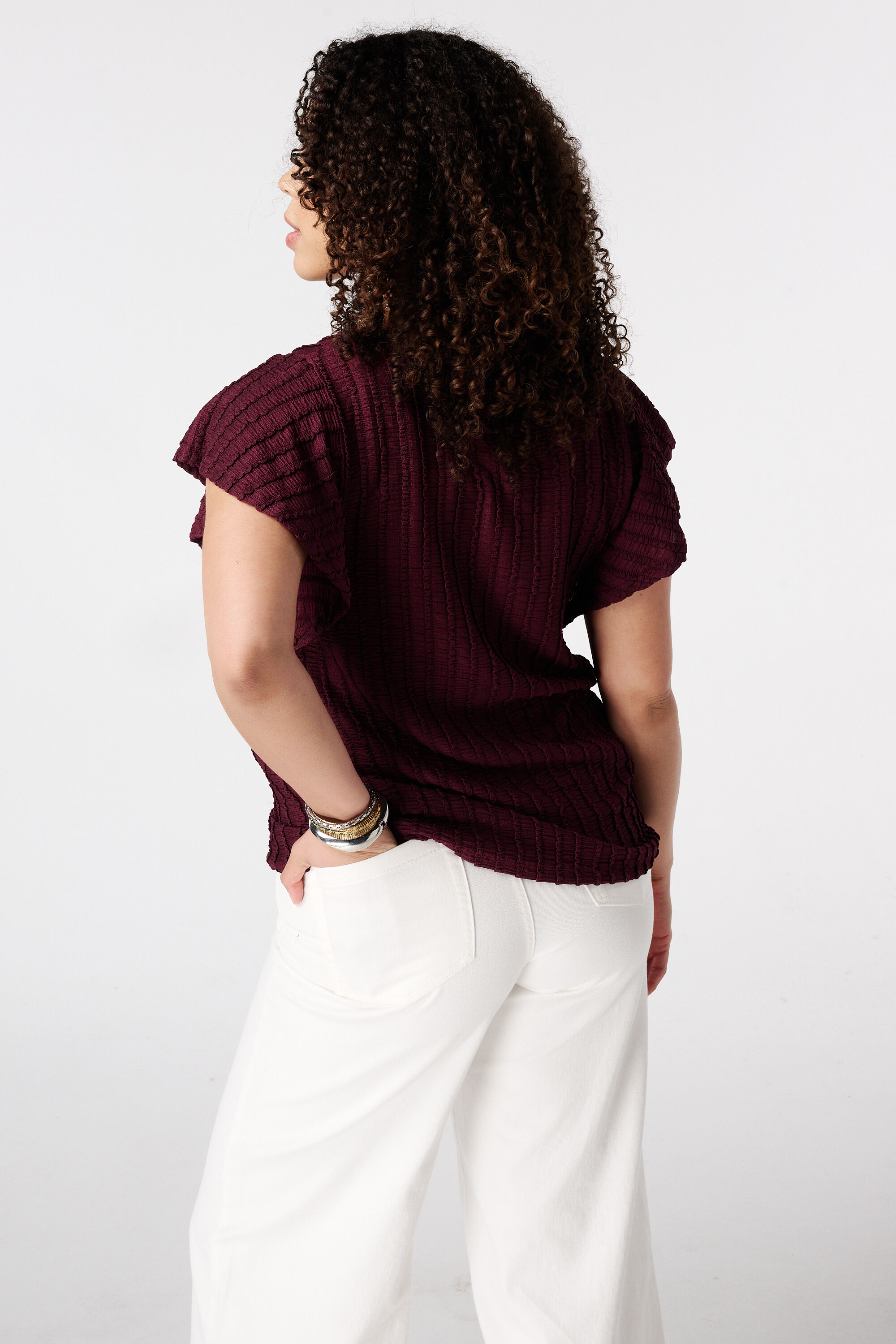 Top con mangas mariposa image number 3