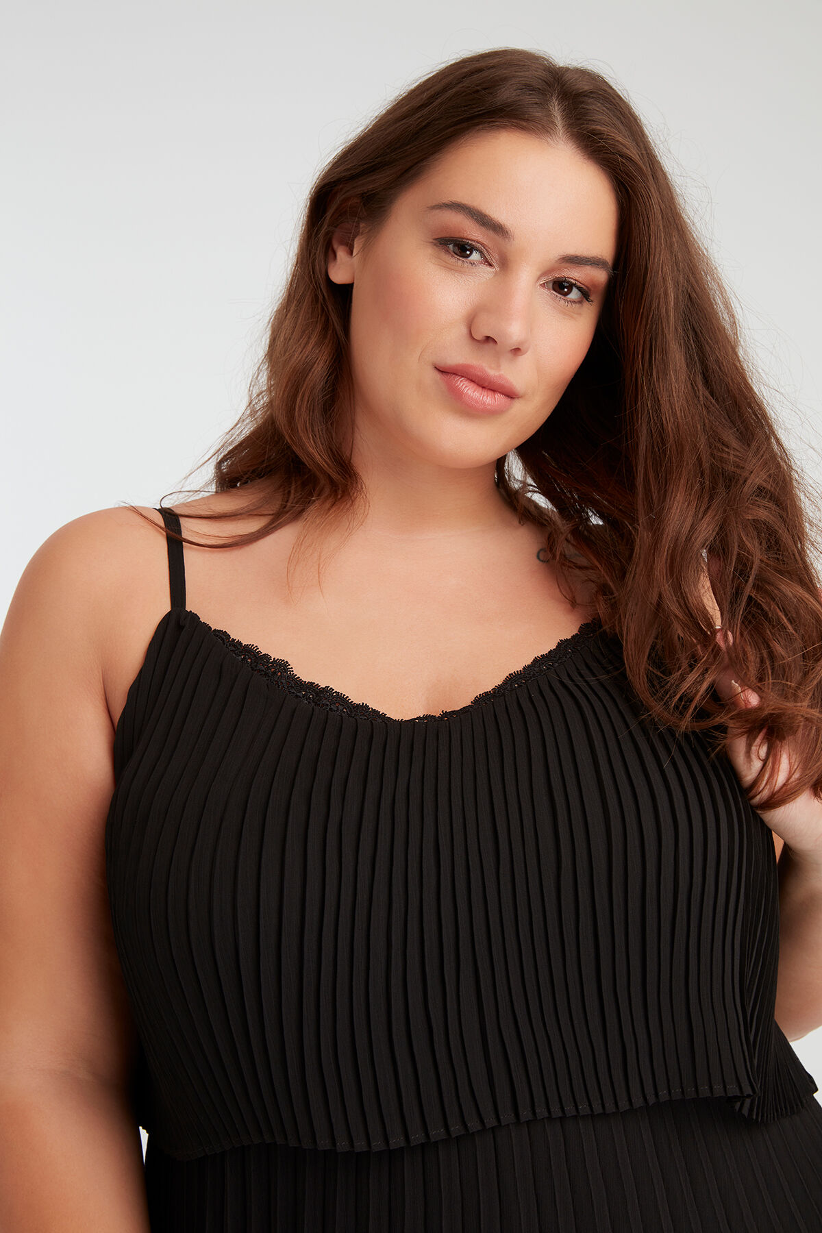 Vestido plisado image number 5