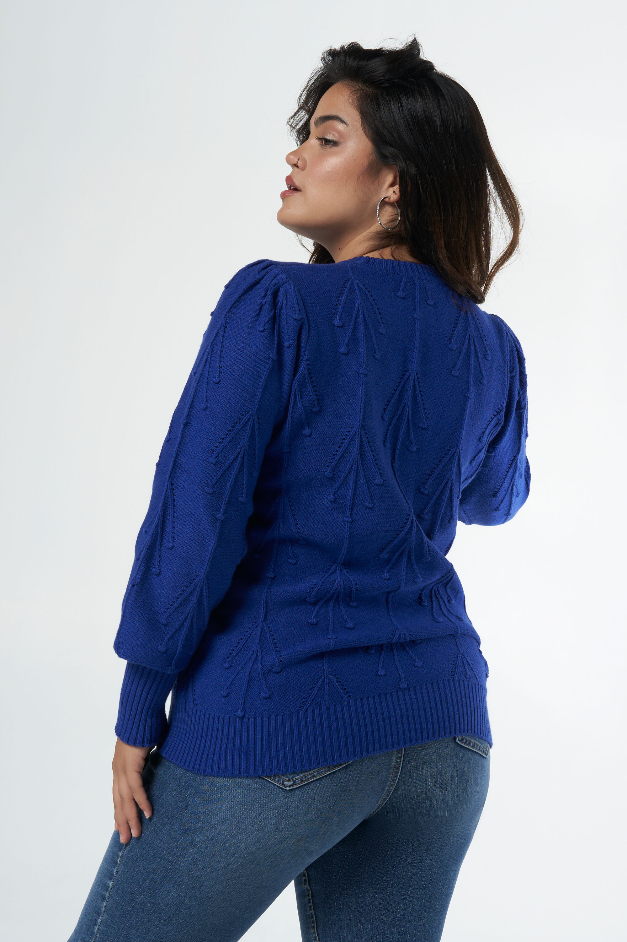 Su&eacute;ter con estructura calada image number 3