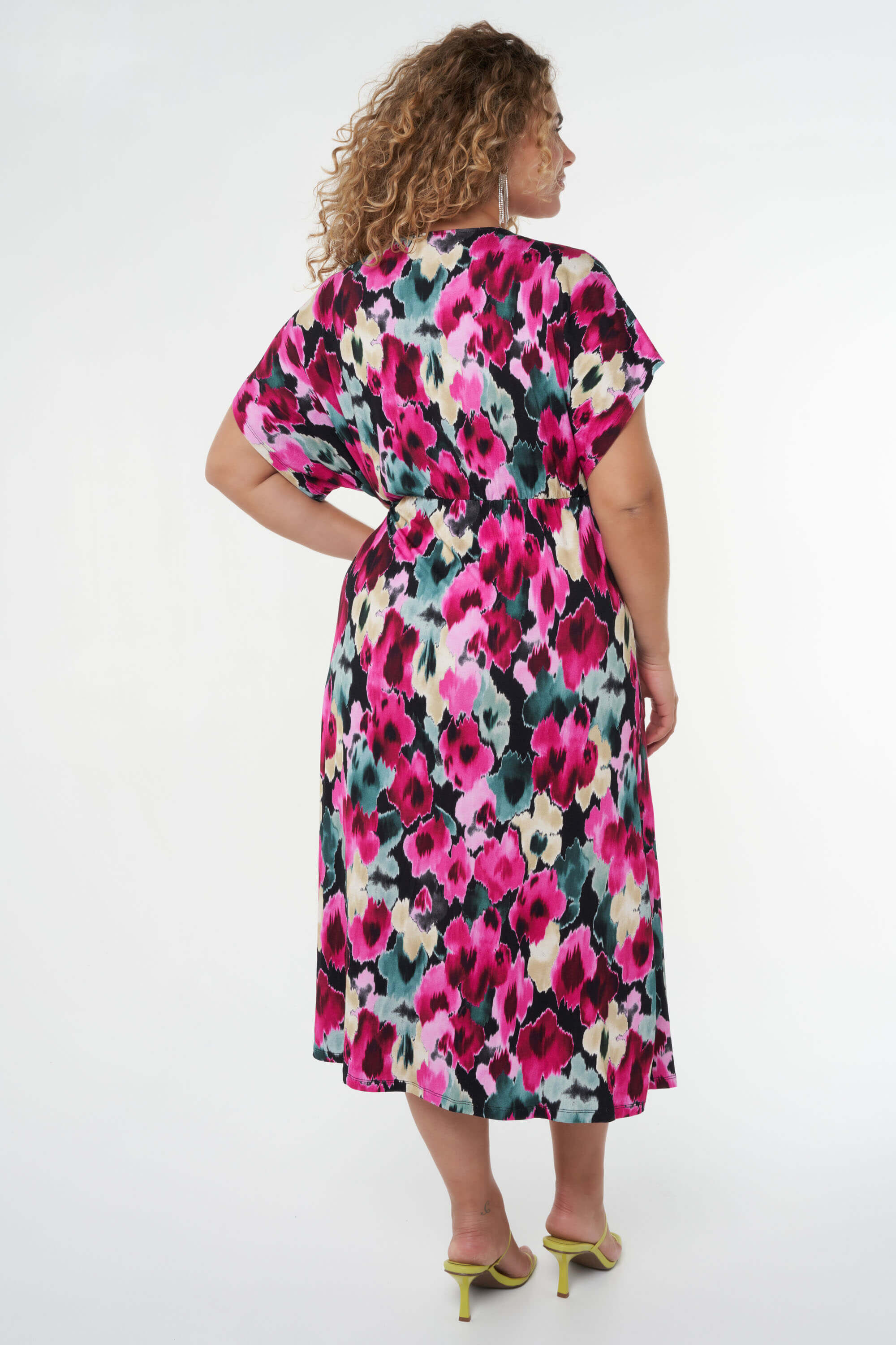 Vestido maxi con estampado floral image number 4